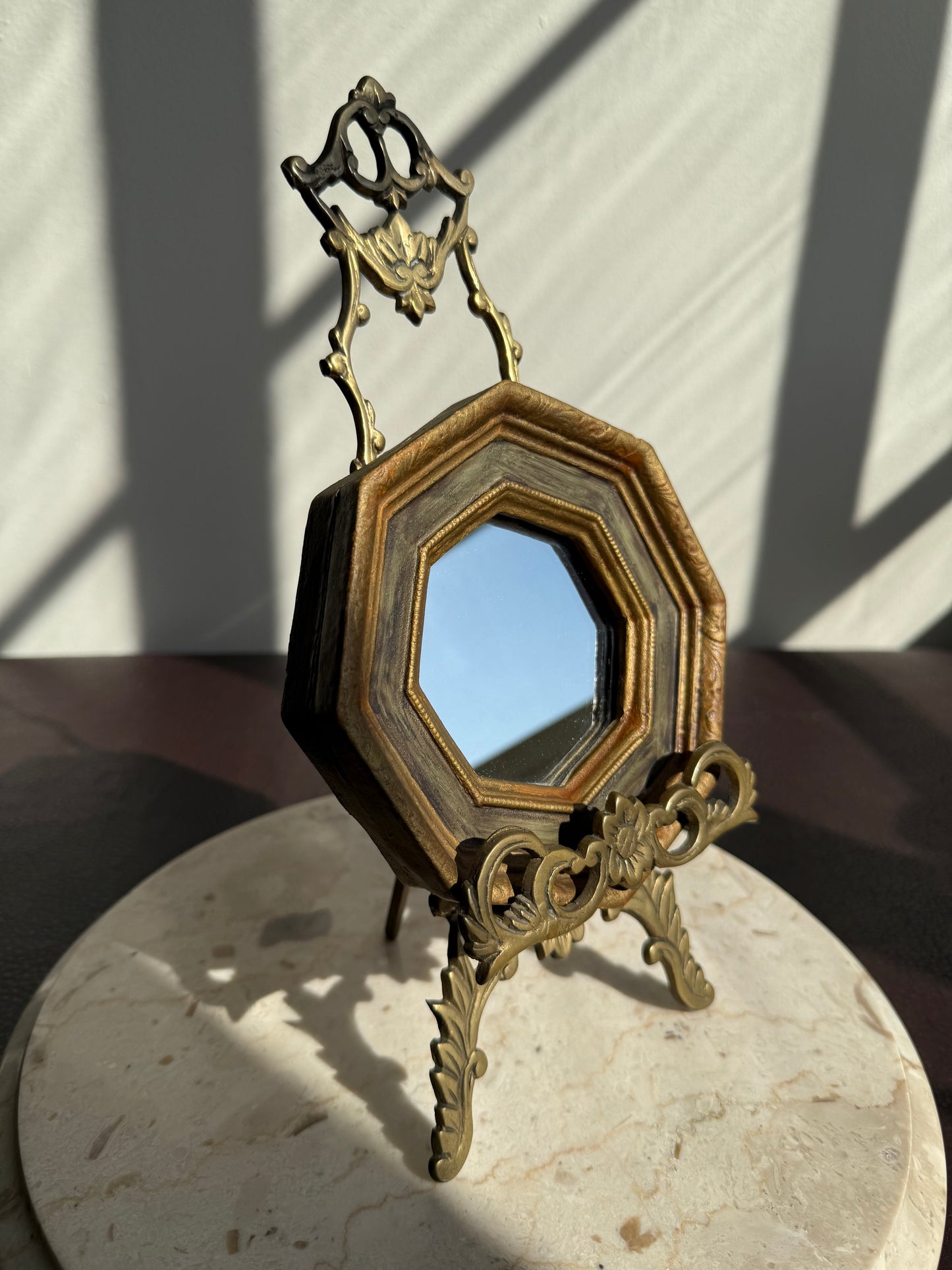 Italian Florentine Gold gilded Wooden Framed Mini Octagon Vintage Wall Mirror