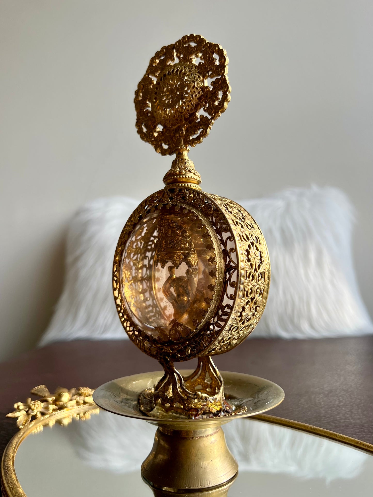 Hollywood Regency Style Vintage Vanity Gold Gilt Perfume Bottle Filigree Ormolu
