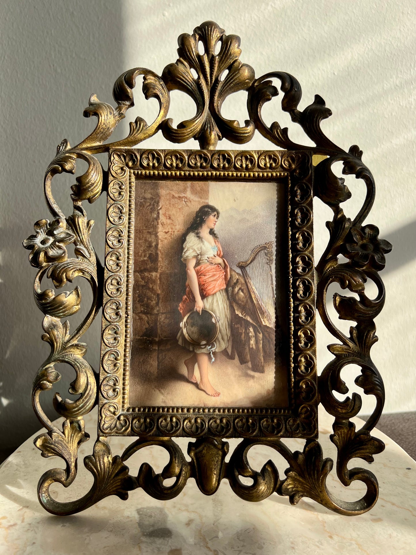 Antique Hand-Painted Original Signed Art of Porcelain Painting with Gilded Florentine Frame from Late 1800s