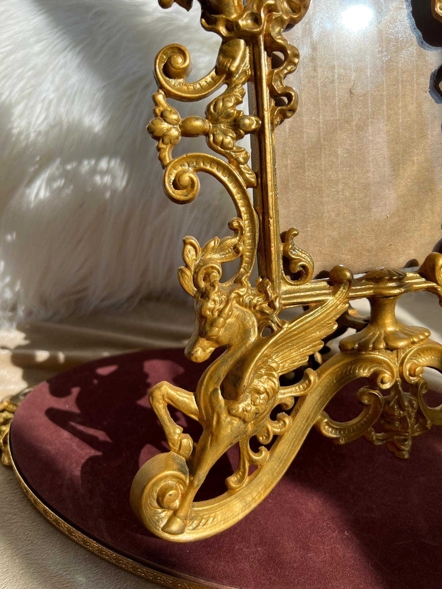 Antique/Vintage Rococo Style Brass Gold with Two Angel Cherubs Picture Frame