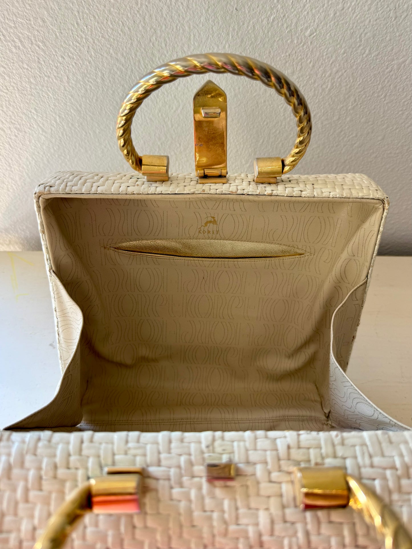1950s Vintage KORET Elegant White Wicker Luxury Purse/Handbag, Made in Italy, Excellent Condition