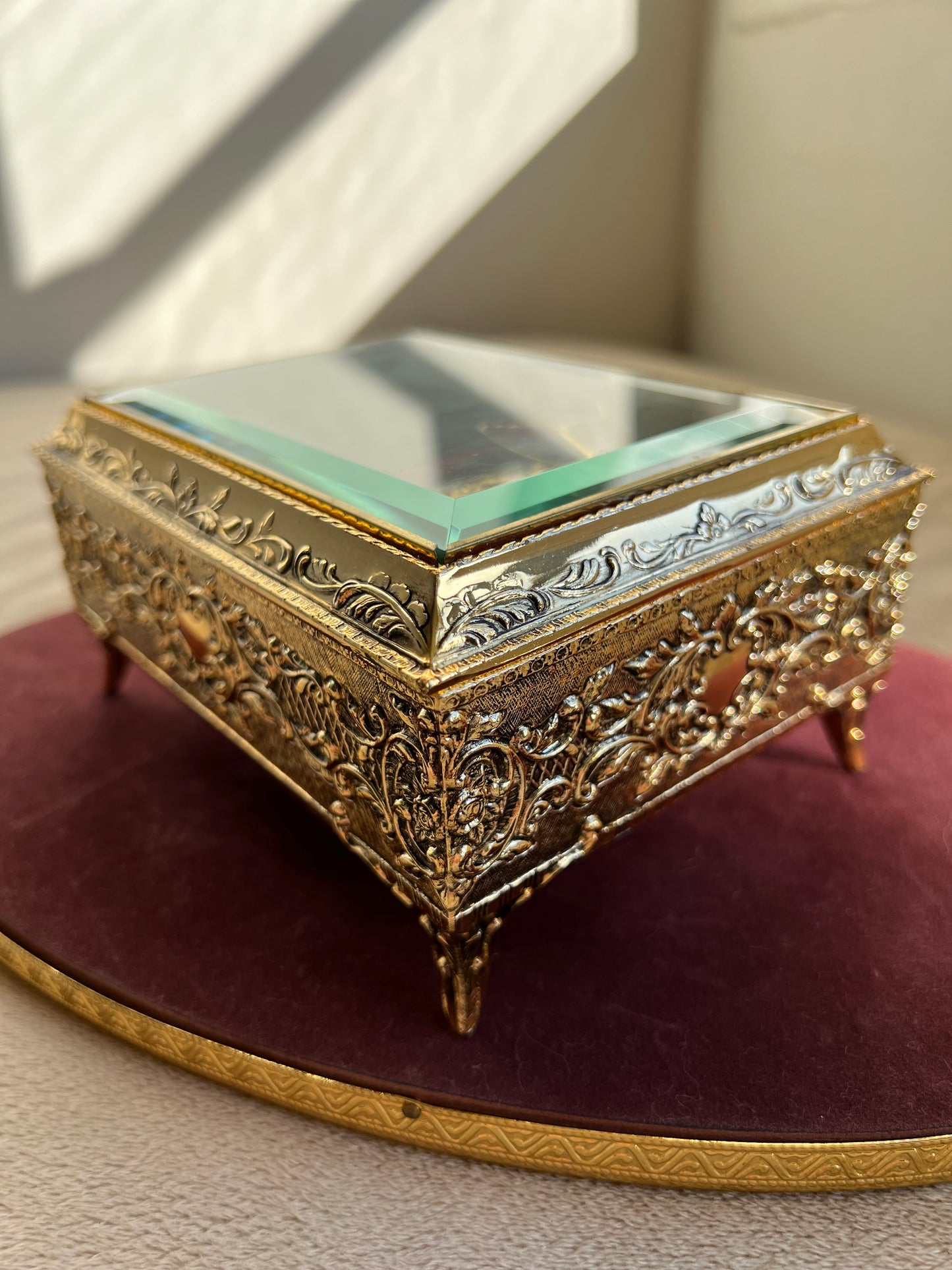 Butterfly Gold Brass Tone Westland Vintage Jewelry Music Box
