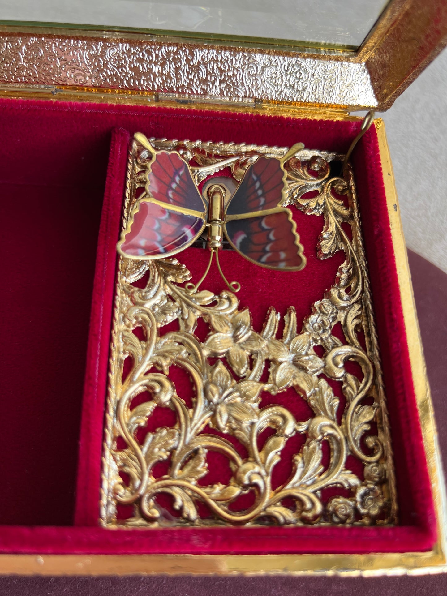 Butterfly Gold Brass Tone Westland Vintage Jewelry Music Box