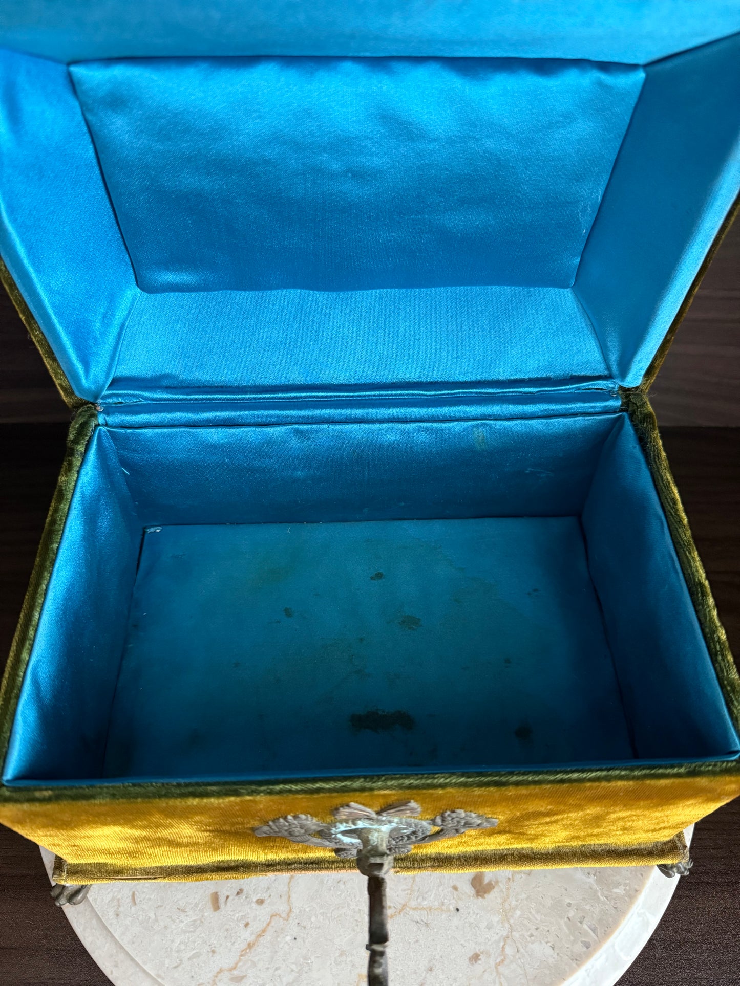Antique Victorian Jewelry Box “Boudoir” or Sewing Box in Mustard/ Golden/ Green Velvet, Inside Blue Silk from the Early 20th Century