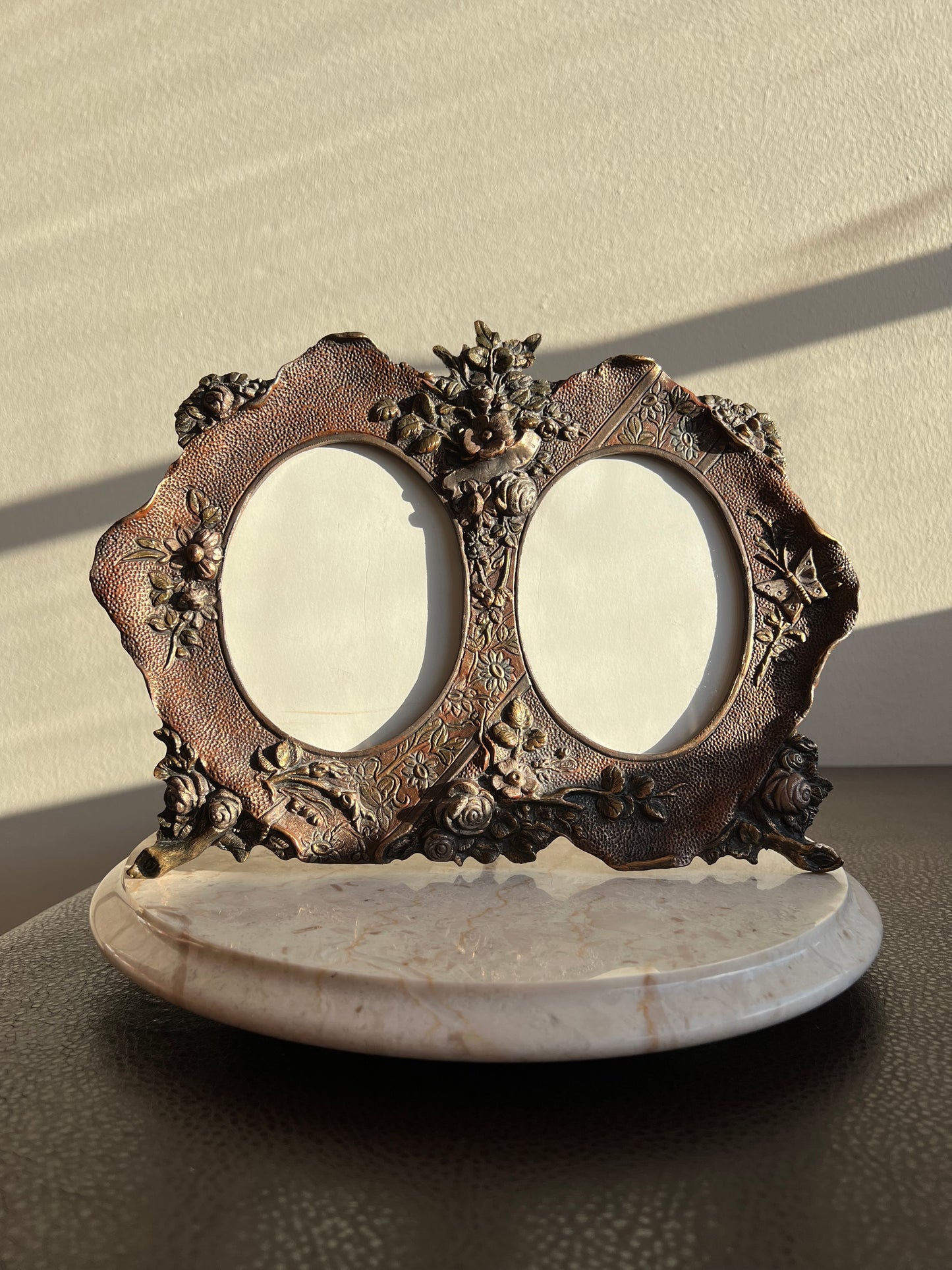 Antique Victorian Style Double Copper Decorative Oval Photo/ Picture Frame with Easel Back