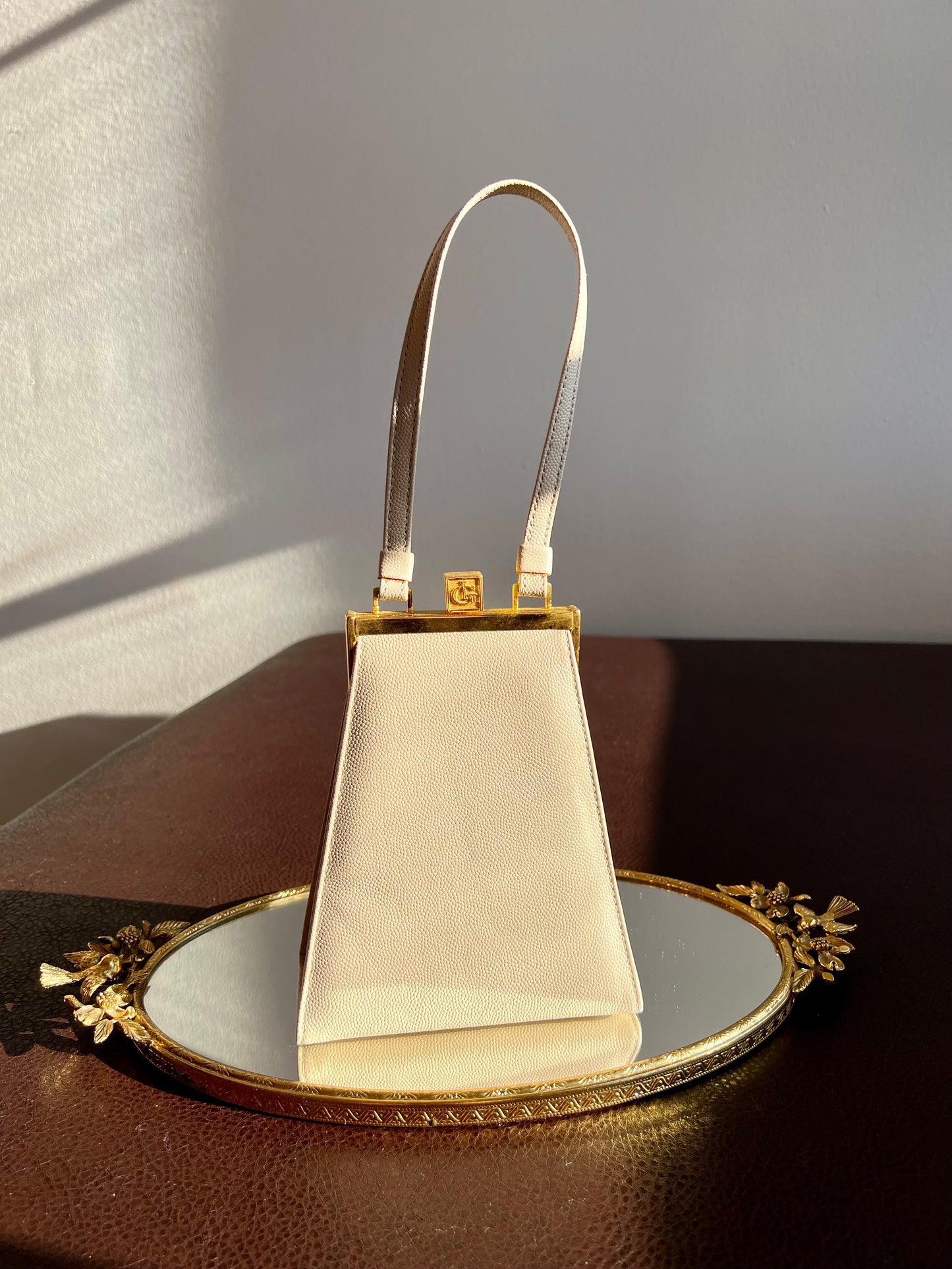 Italian Style Beige Luxury Vintage Elegant Faux Leather Handbag/ Purse with “IG”Monogram on the Gilded Opening Buckle