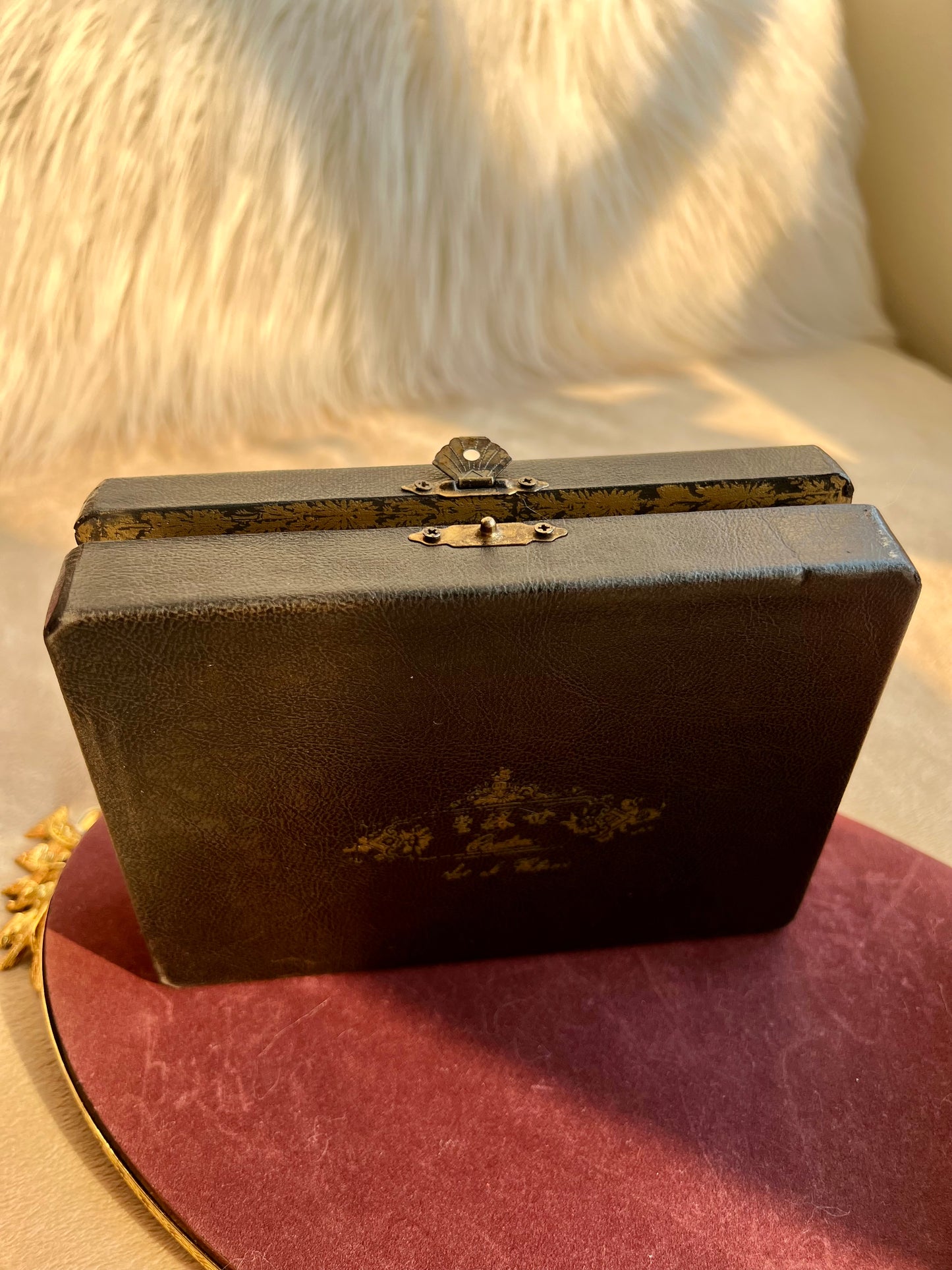 Wooden/Leather Chinese Vintage Box with 2 Pc unopened KR Poker Cards Set