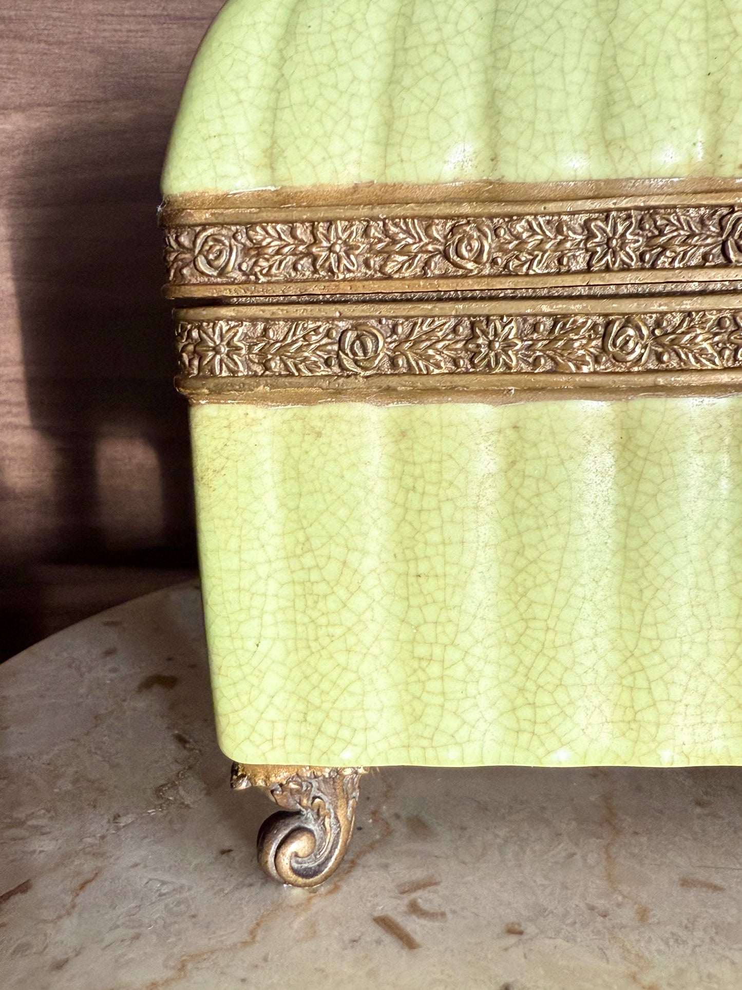 Vintage Porcelain Trinket Dish or Jewelry Box in a Glossy Crackle finish & Bronze Trims on four Legs