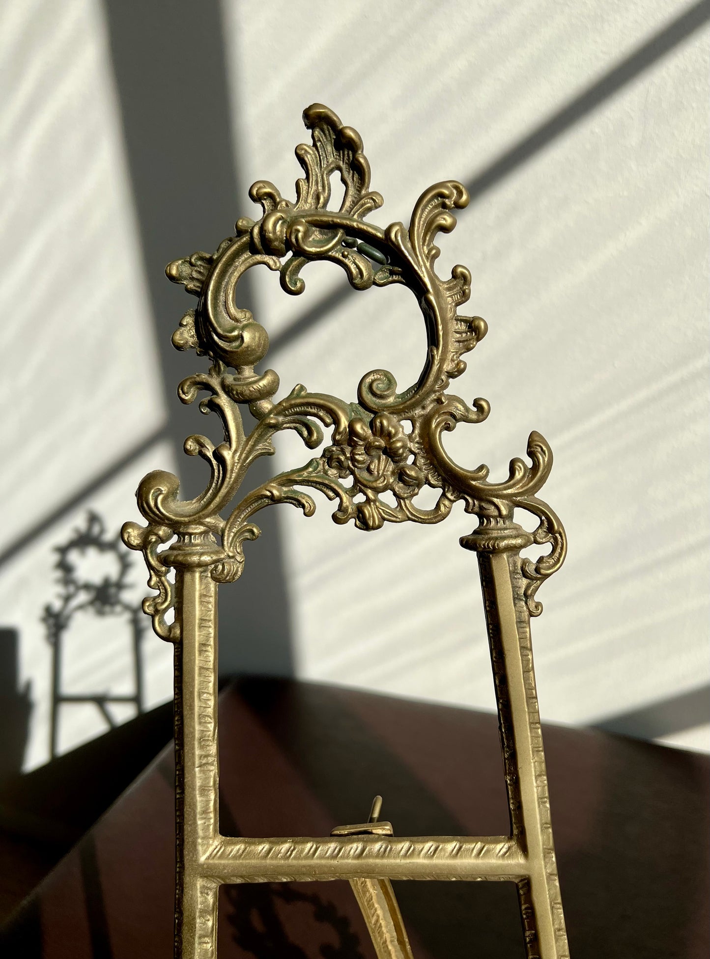 Big 21.5” Vintage Display Brass Ornate Victorian Style Easel Cookbook or Painting Holder
