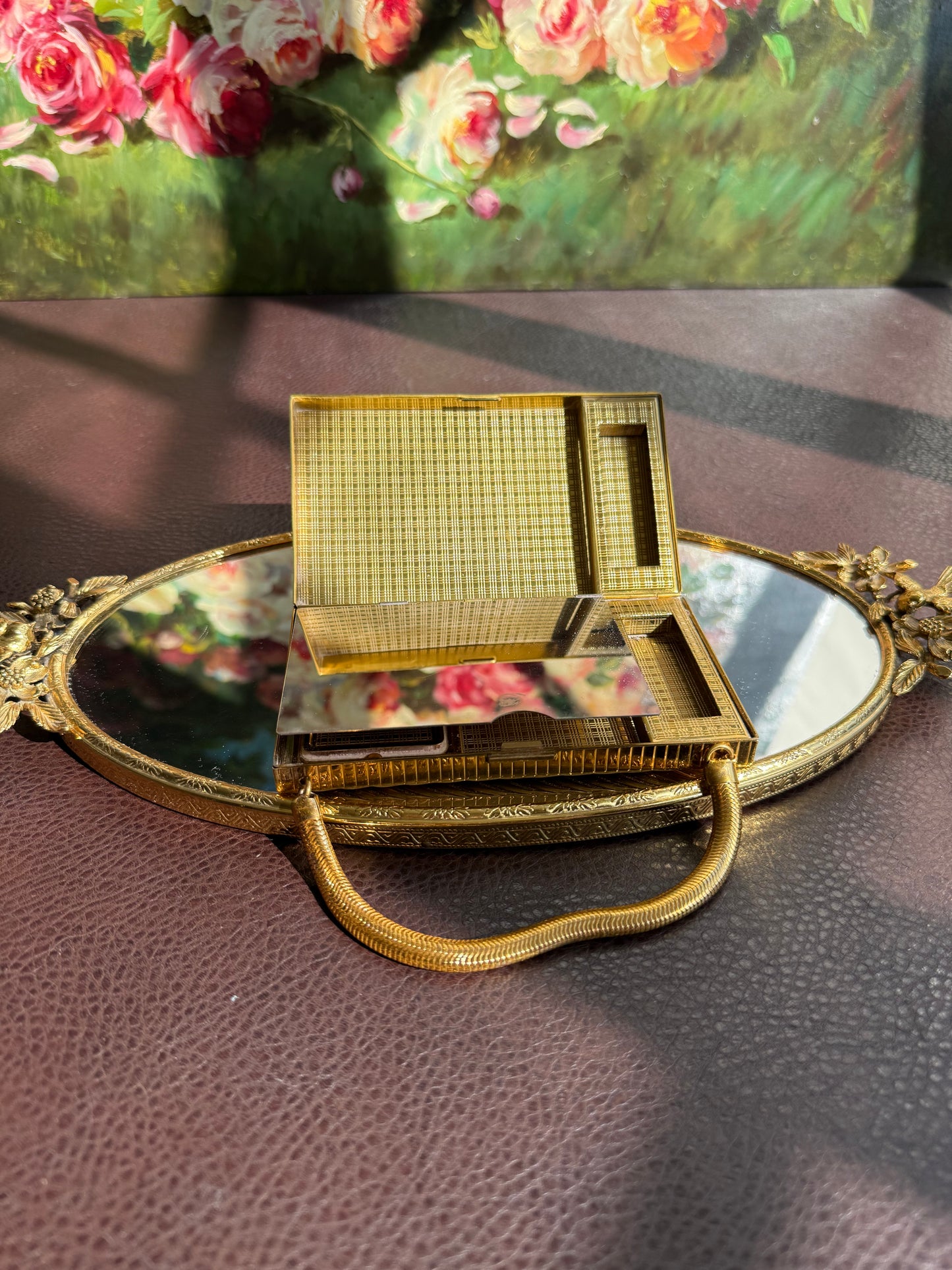 Classic Vintage Evans Gold Tone Cosmetic Cigarette Case Mirror, Makeup Powder Purse/Clutch with Snake Chain Handle