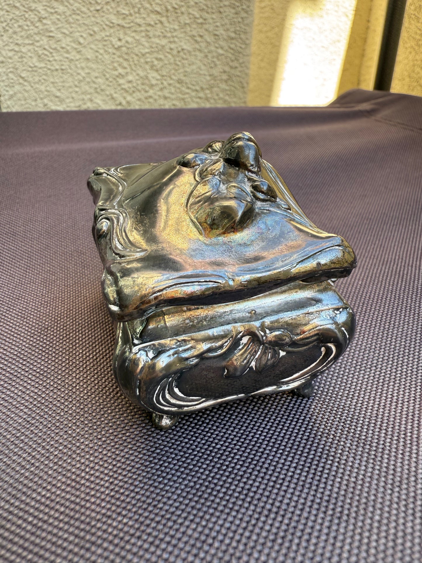 Antique Art Nouveau Metal Floral Casket Jewelry Box, from Early 20th Century, Made by Jennings Brothers (JB 181)