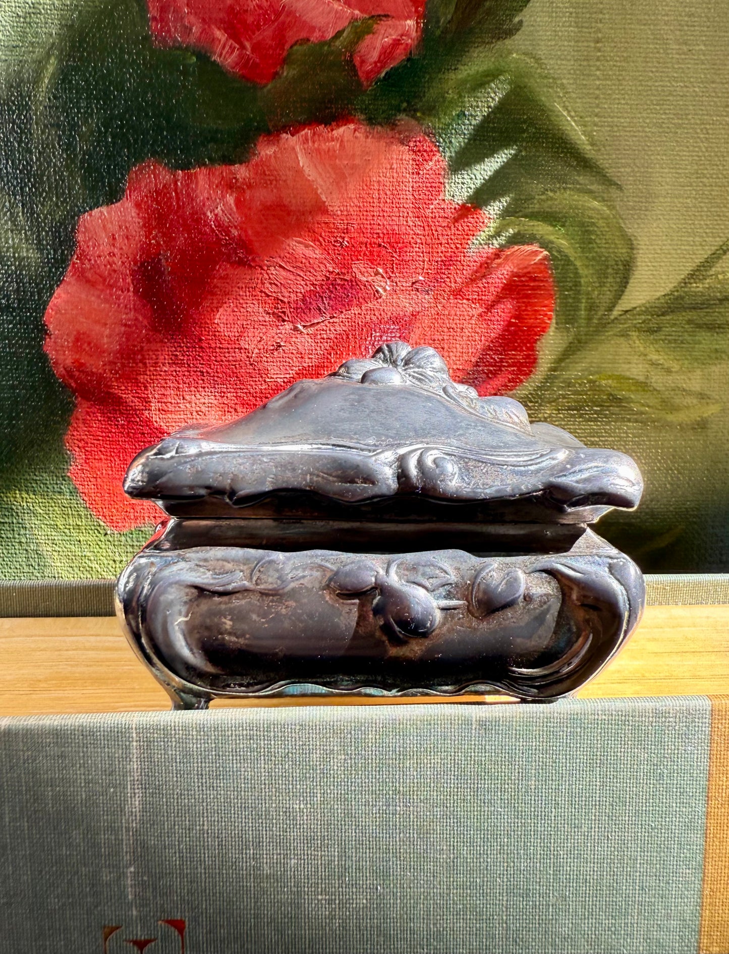 Antique Art Nouveau Metal Floral Casket Jewelry Box, from Early 20th Century, Made by Jennings Brothers (JB 181)