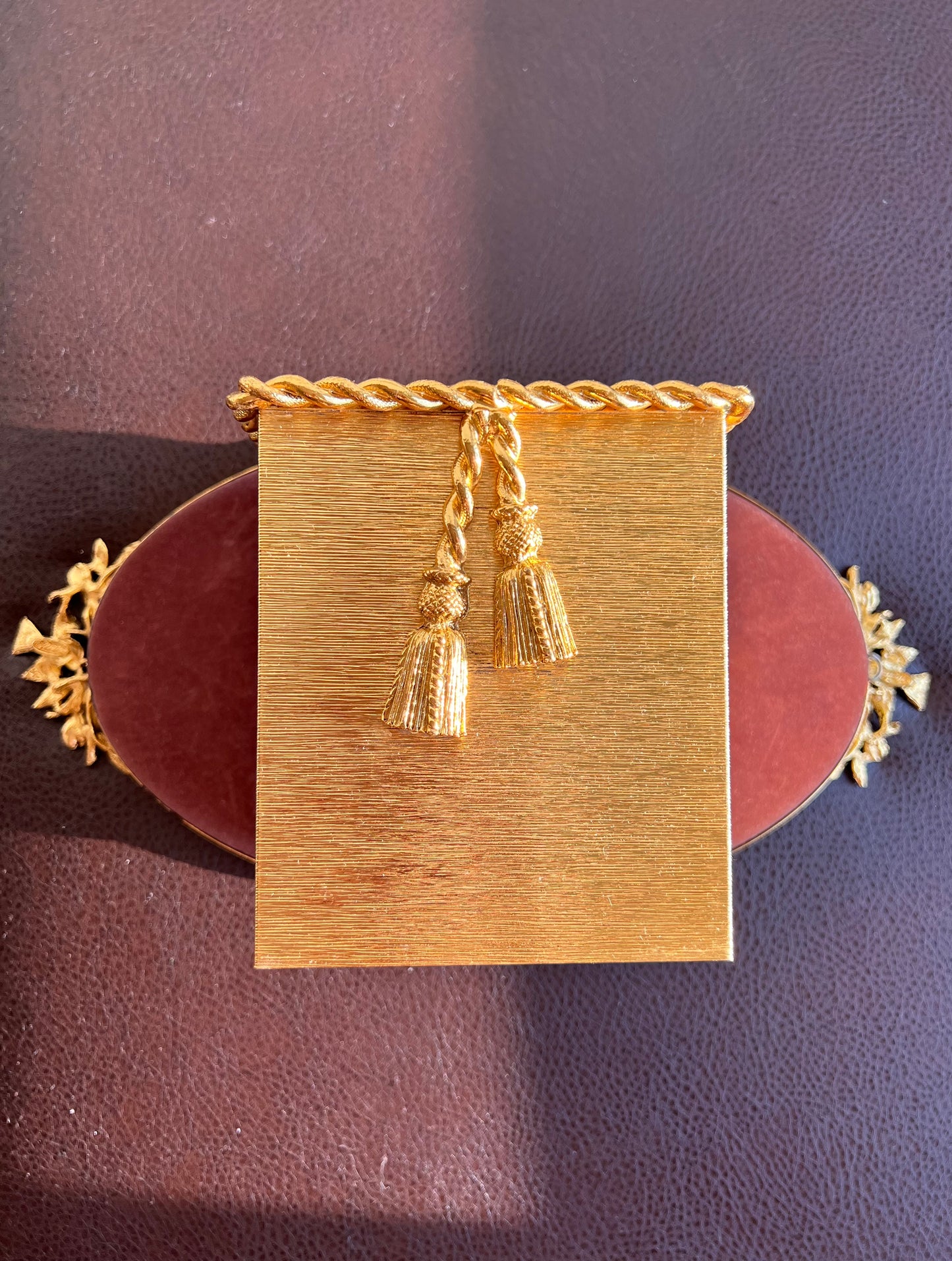 STYLEBUILT Vintage Tissue Box Cover with Gilt Rope & Tassel