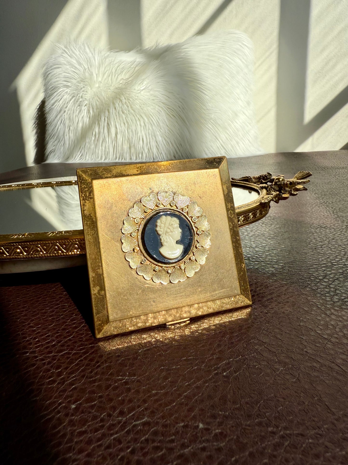 1940s Voluptè Brass Cameo Lady Vintage Makeup Powder Compact Mirror with Hearts and Gemstones Decoration - Made in USA