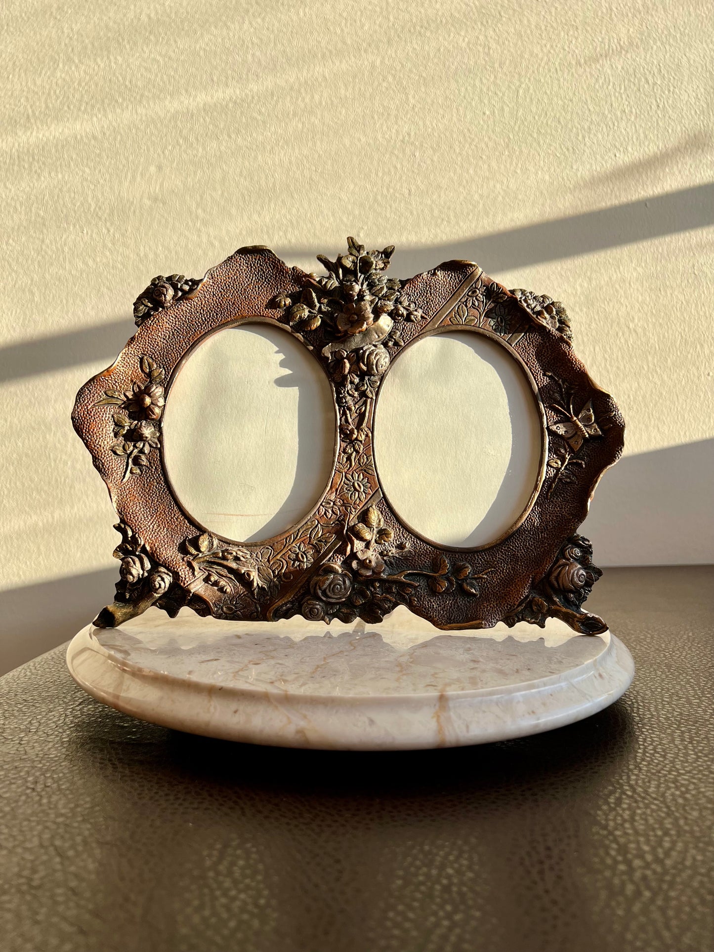 Antique Victorian Style Double Copper Decorative Oval Photo/ Picture Frame with Easel Back