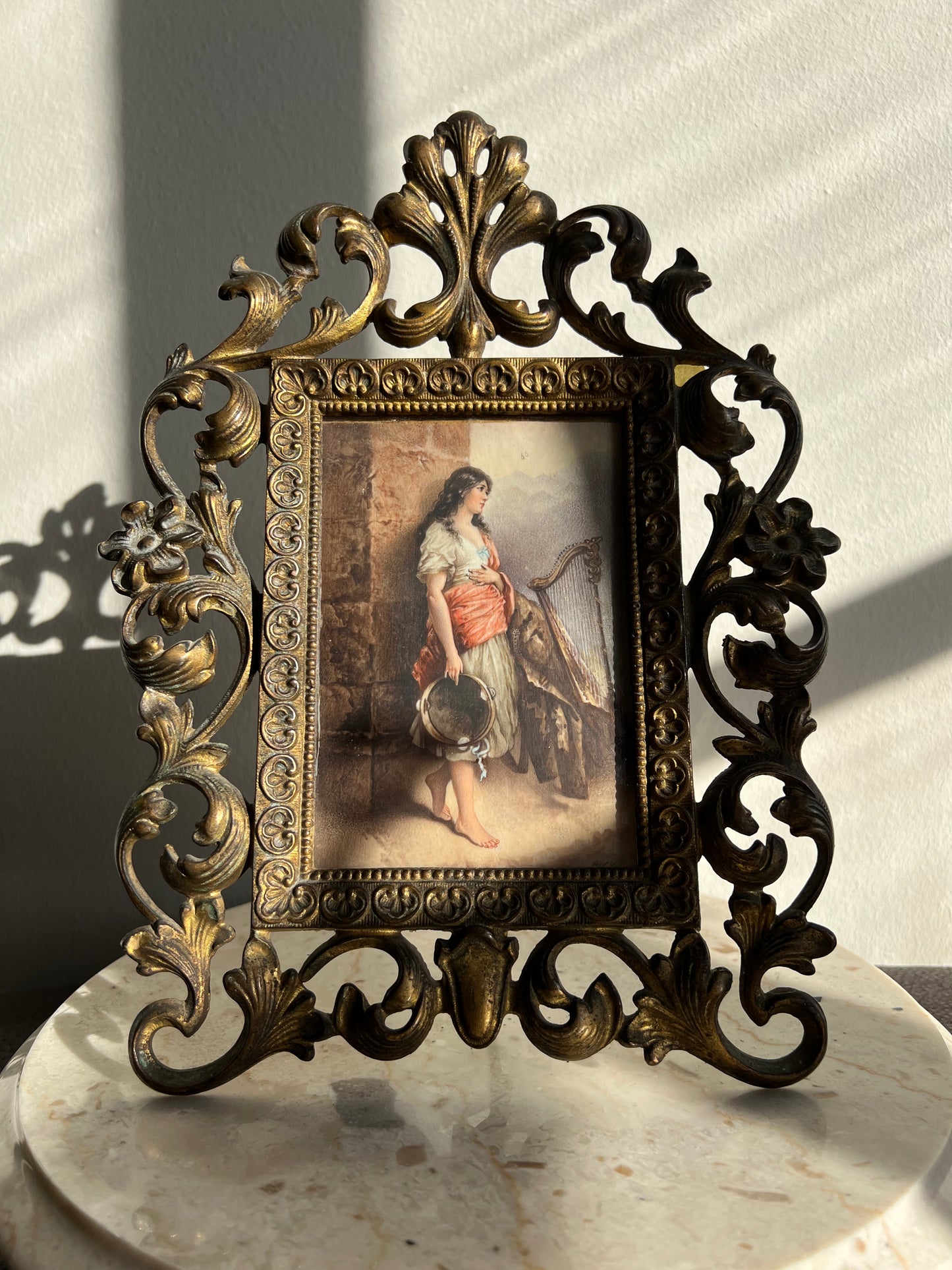 Antique Hand-Painted Original Signed Art of Porcelain Painting with Gilded Florentine Frame from Late 1800s