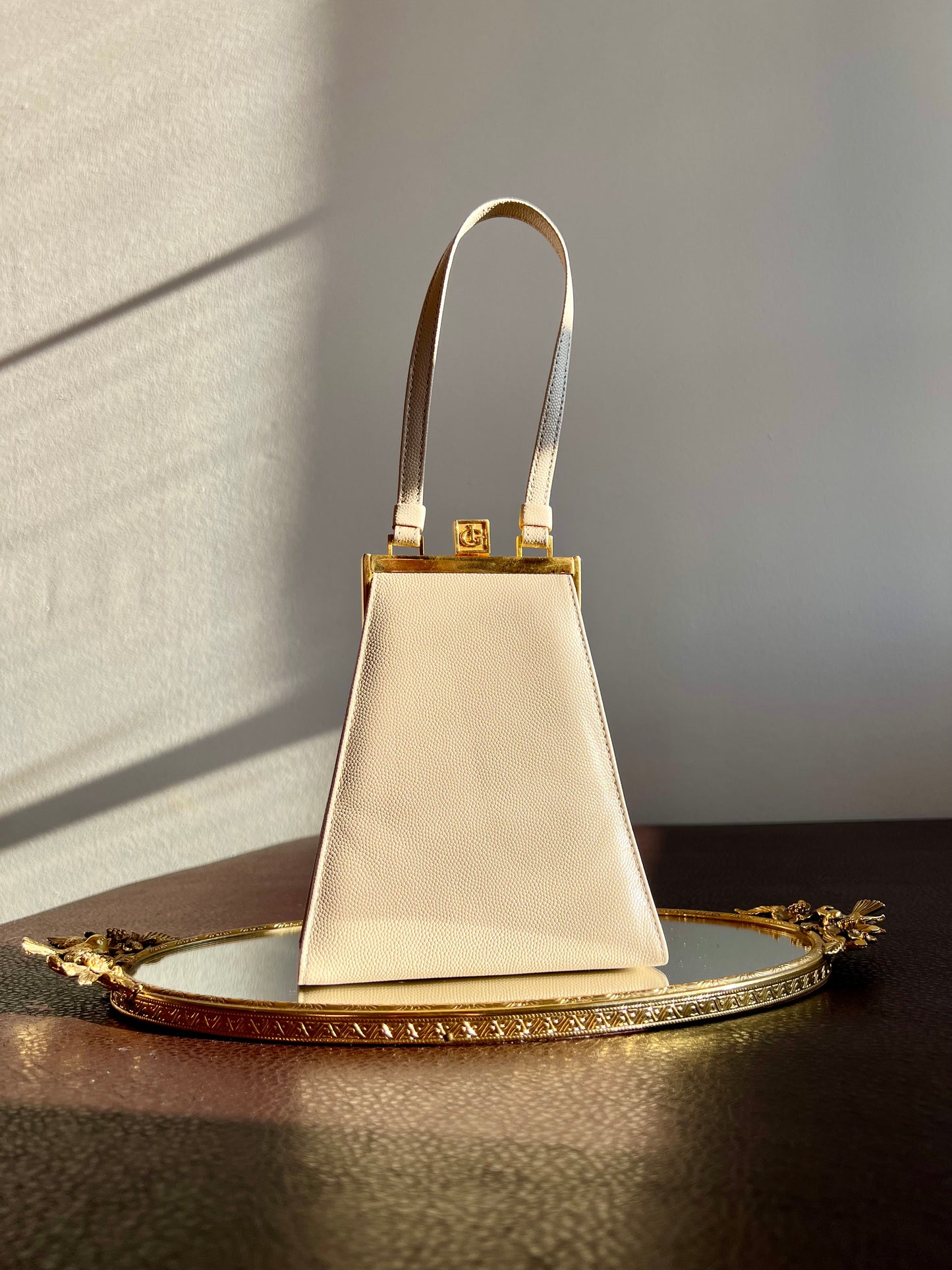 Italian Style Beige Luxury Vintage Elegant Faux Leather Handbag/ Purse with “IG”Monogram on the Gilded Opening Buckle