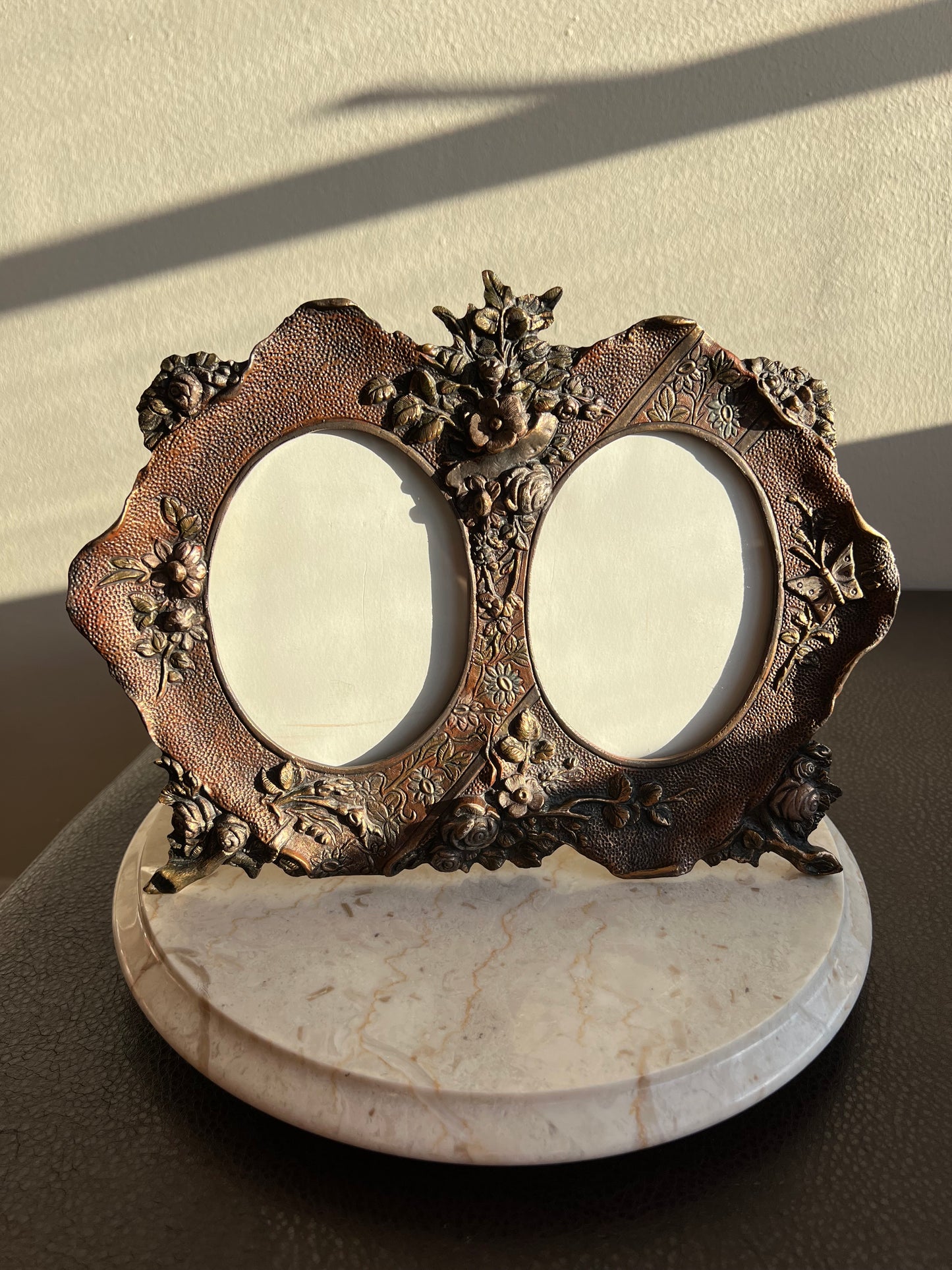 Antique Victorian Style Double Copper Decorative Oval Photo/ Picture Frame with Easel Back