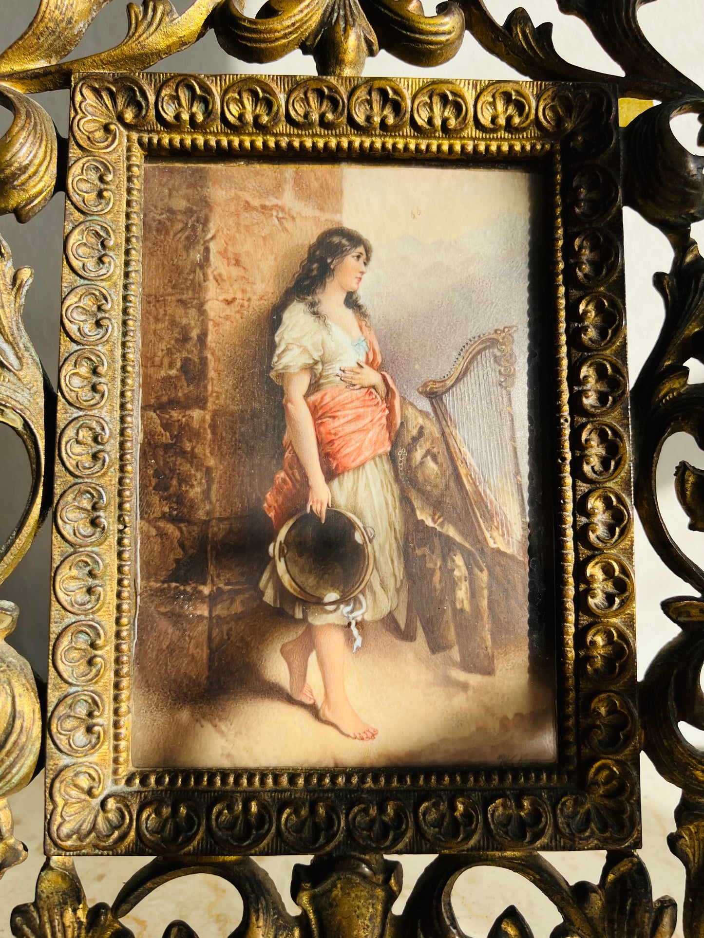 Antique Hand-Painted Original Signed Art of Porcelain Painting with Gilded Florentine Frame from Late 1800s