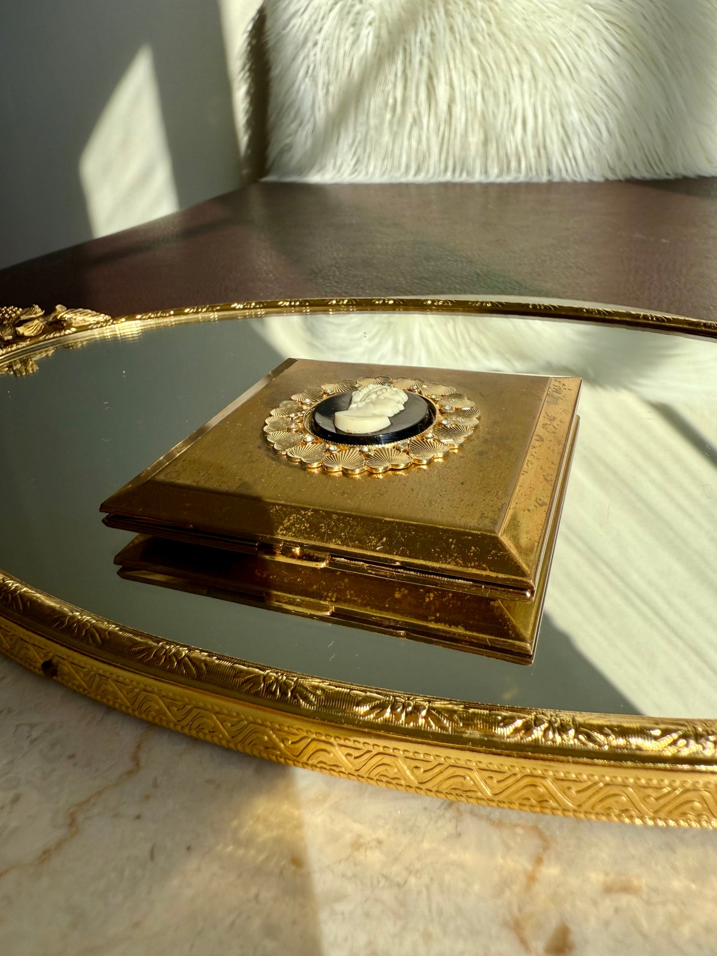 1940s Voluptè Brass Cameo Lady Vintage Makeup Powder Compact Mirror with Hearts and Gemstones Decoration - Made in USA
