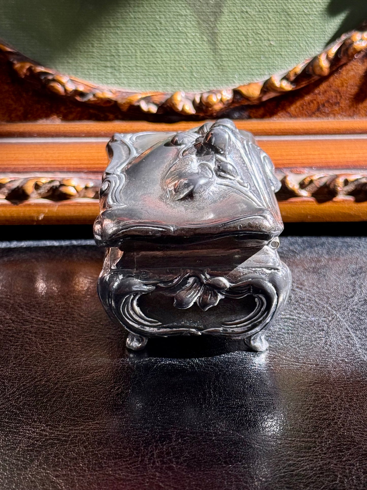 Antique Art Nouveau Metal Floral Casket Jewelry Box, from Early 20th Century, Made by Jennings Brothers (JB 181)