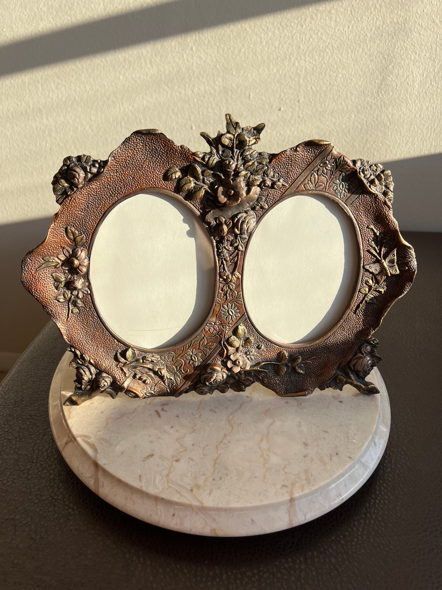 Antique Victorian Style Double Copper Decorative Oval Photo/ Picture Frame with Easel Back