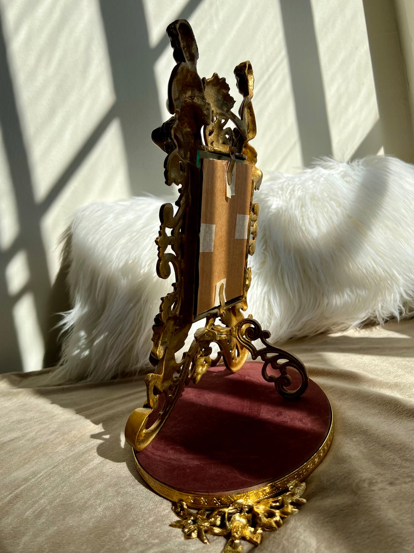 Antique/Vintage Rococo Style Brass Gold with Two Angel Cherubs Picture Frame