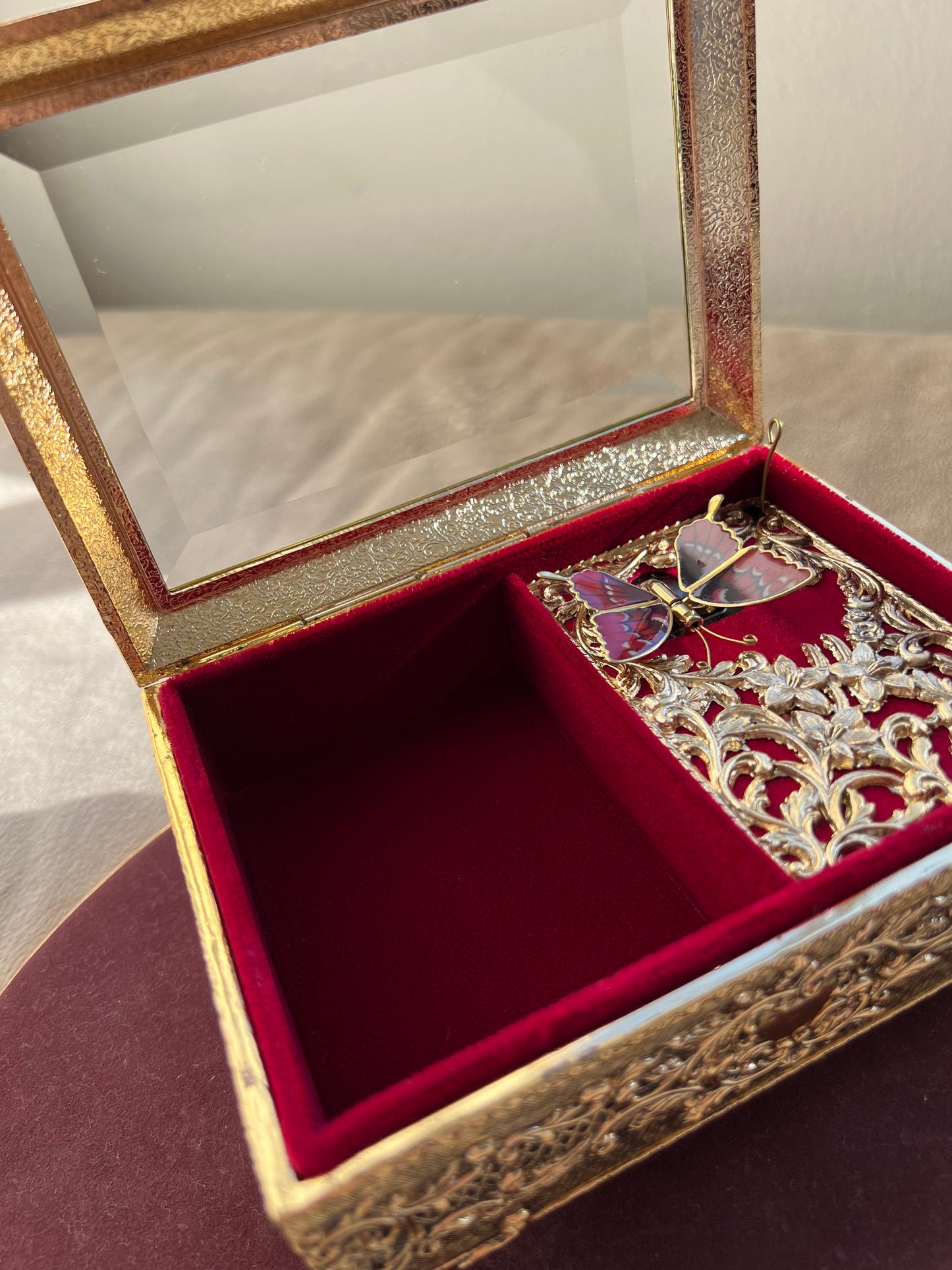 Butterfly Gold Brass Tone Westland Vintage Jewelry Music Box