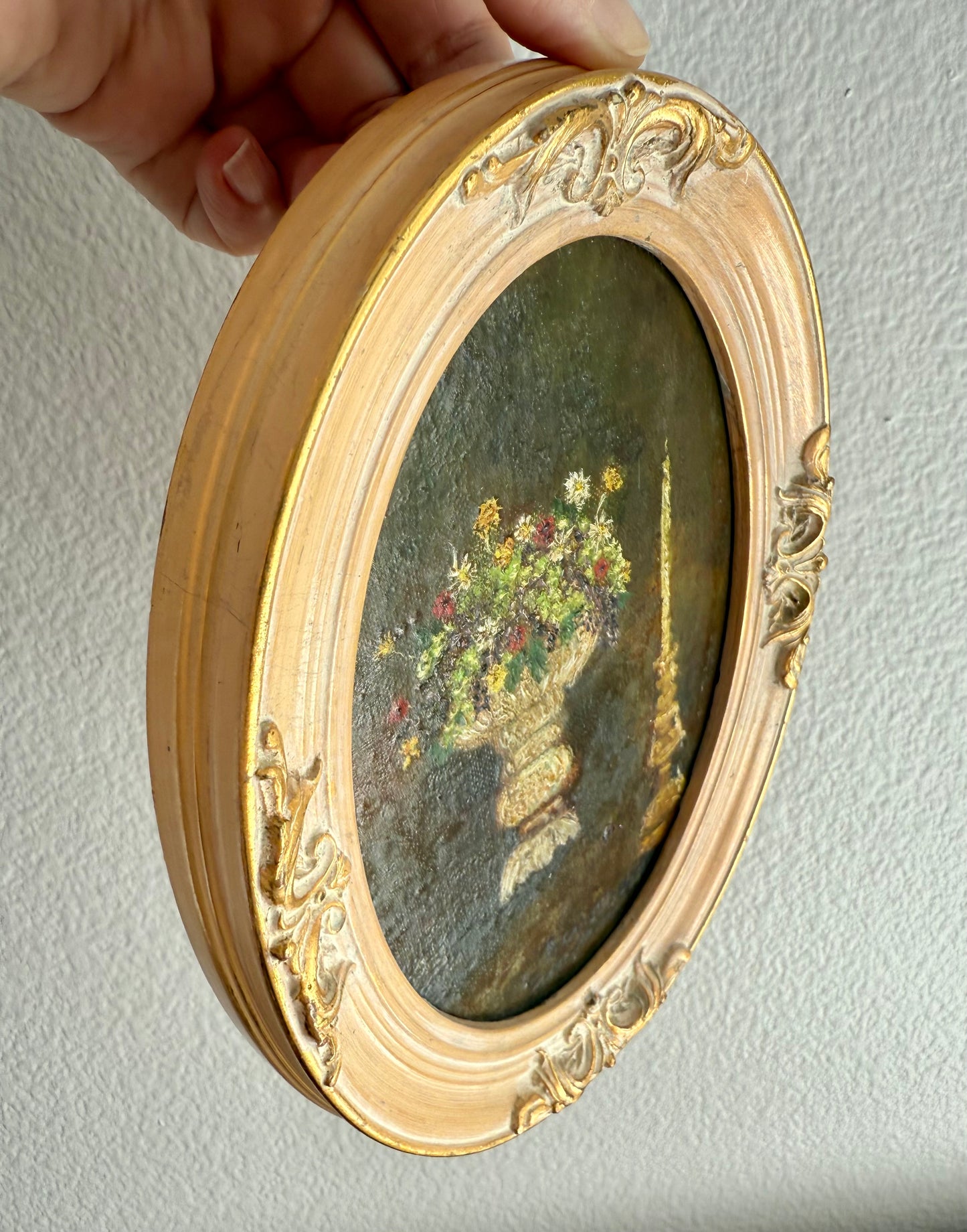 Still Life Signed Vintage Oval Oil Painting with Decorative Wooden Frame