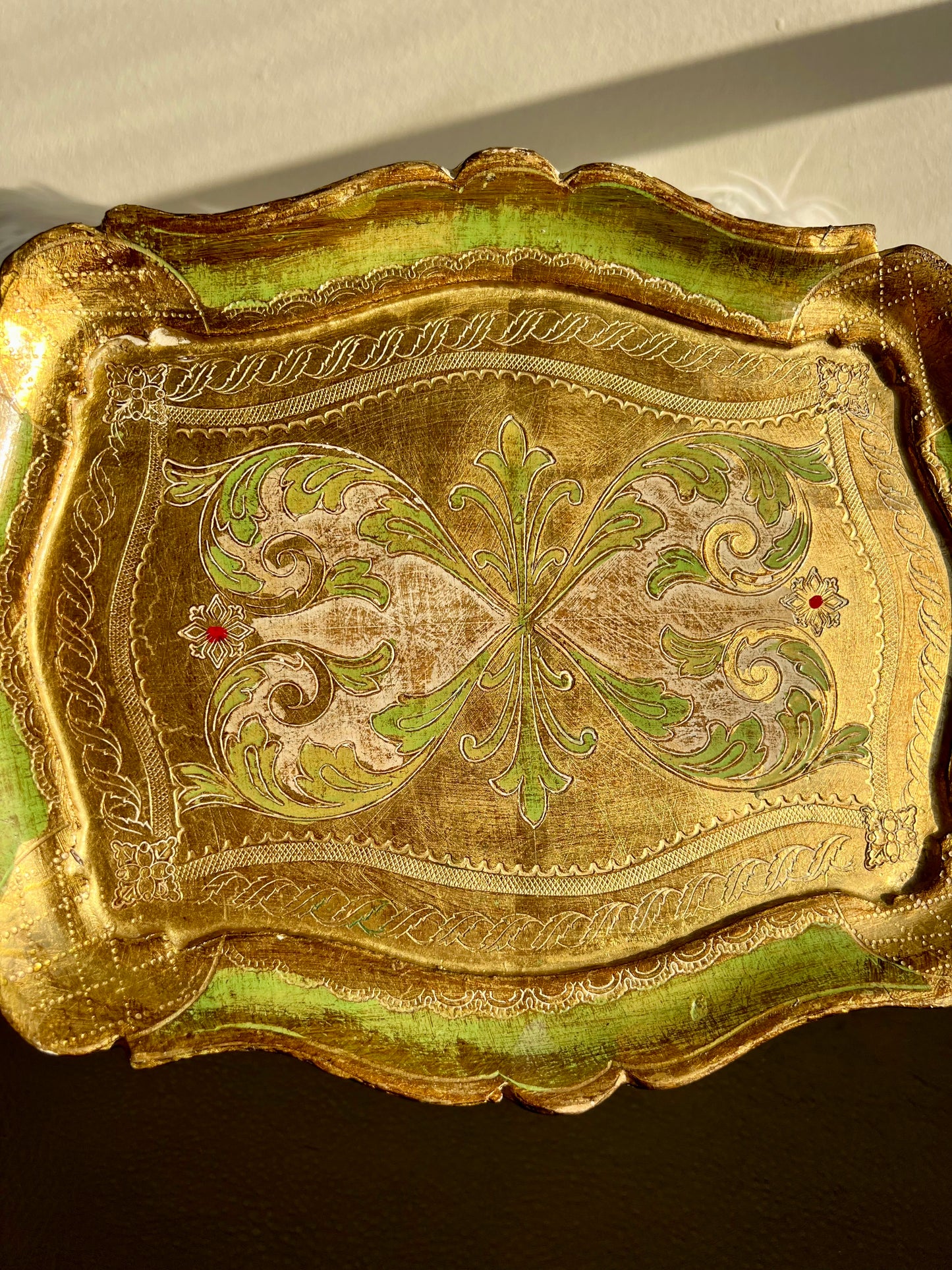 Florentine Italian Style Gold Gilded Vintage Decorative Wooden Tray Green and Gold