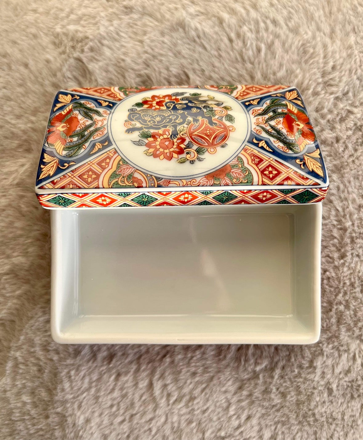 Toyo Nishiki Imari Floral Japan Vintage Decorative Porcelain Jewelry/ Trinket Square Shaped Box