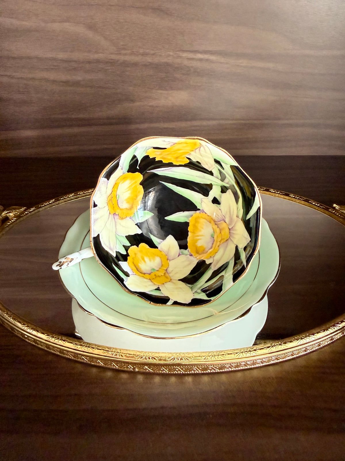 Antique 1940s Paragon Daffodil (Narcissus) Hand-Painted Porcelain Teacup and Saucer - Made in England