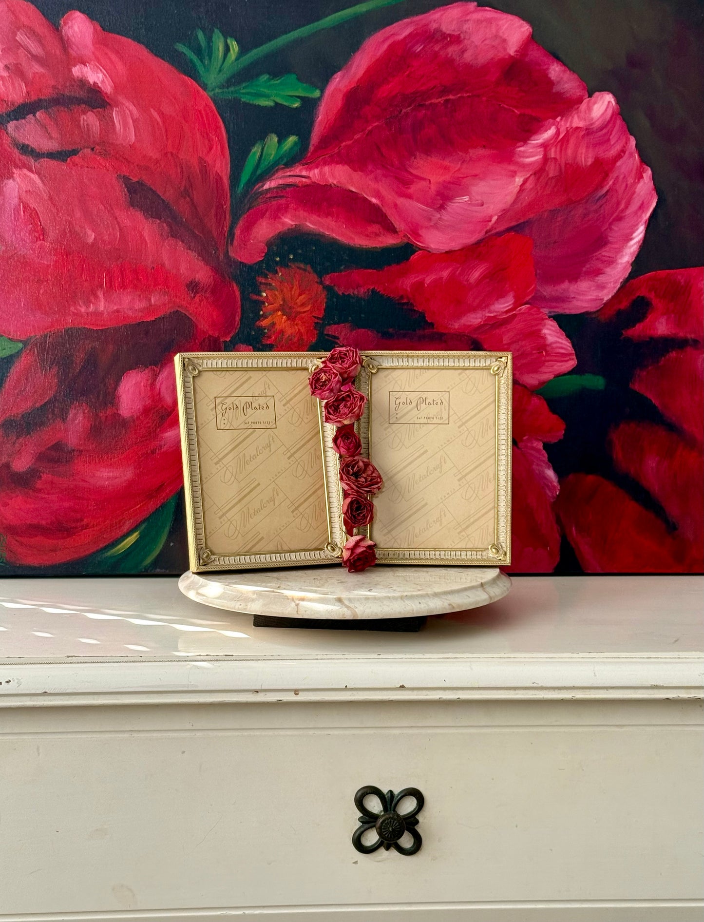 A Pair of Metalcraft Ornate Beautiful Gold-plated Picture/ Photo Frames (2 pcs)