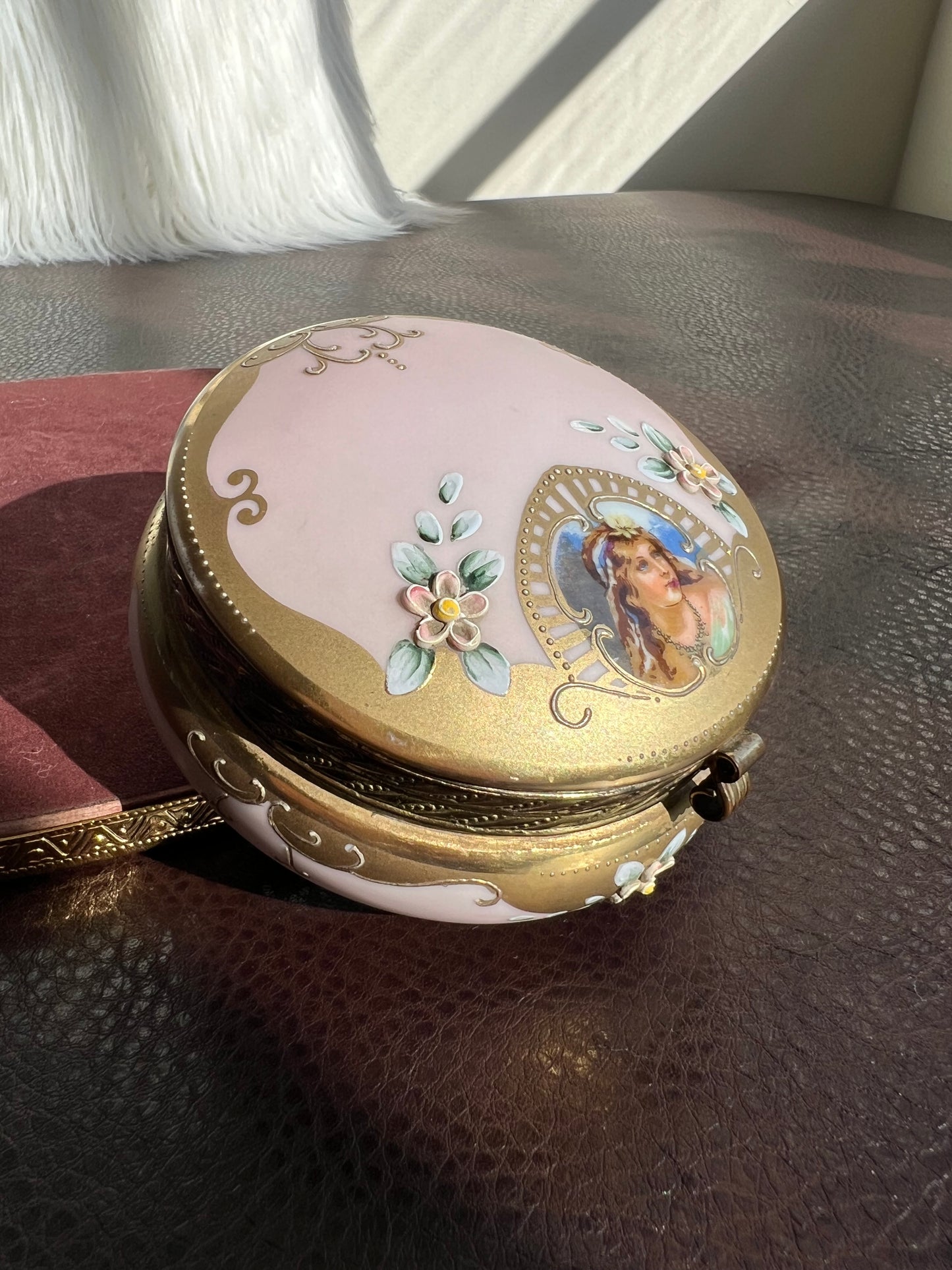 Vintage or Antique Porcelain Trinket Box with Hinged Lid & Applied Flowers and Gold Trim