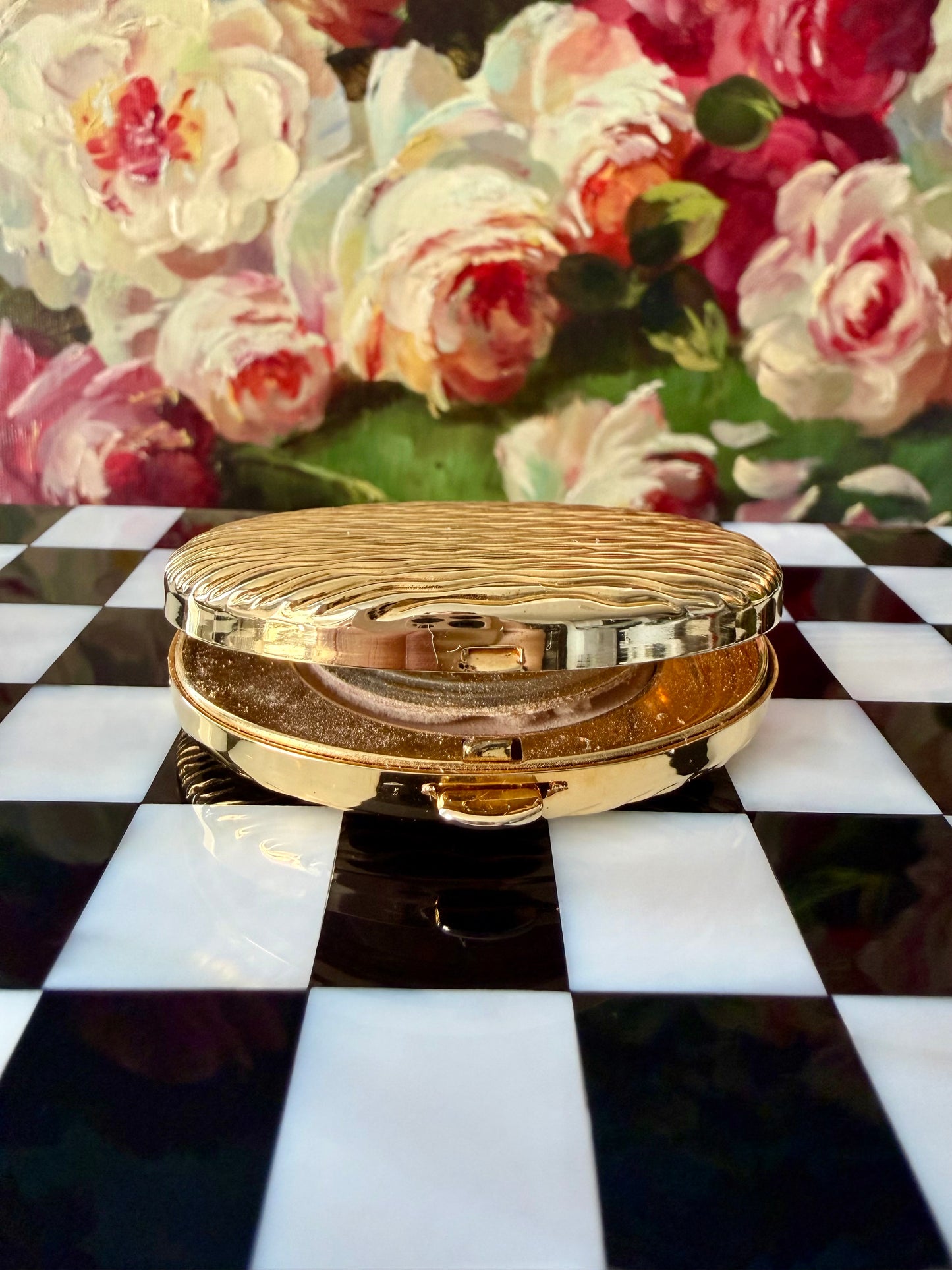 Estée Lauder Limited Edition Oval Waves Of Gold Lucidity Vintage Powder Compact