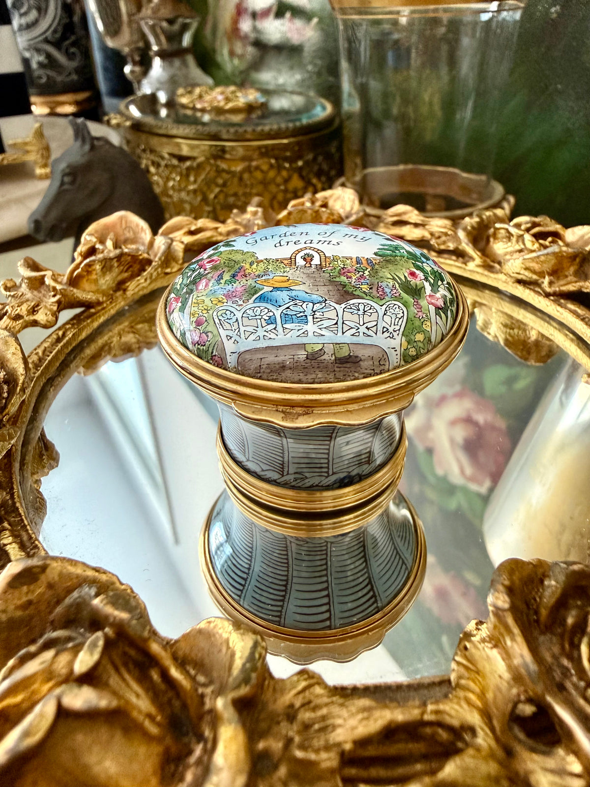 1980s Halcyon Days "GARDEN OF MY DREAMS" Vintage Enamel Trinket Box Bask, Jewelry or Pill Box - Made in England