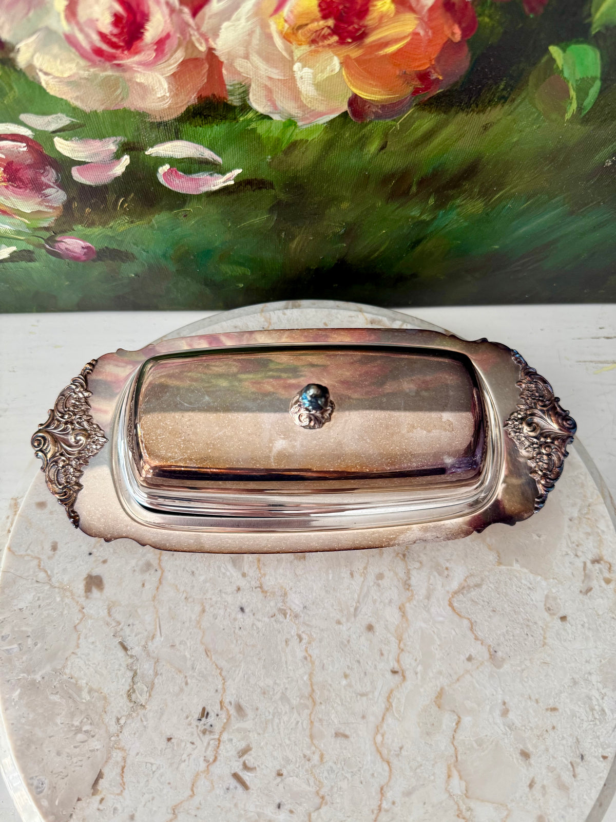 Wallace "Baroque" Silverplated Covered Vintage Butter Dish (Model #206)