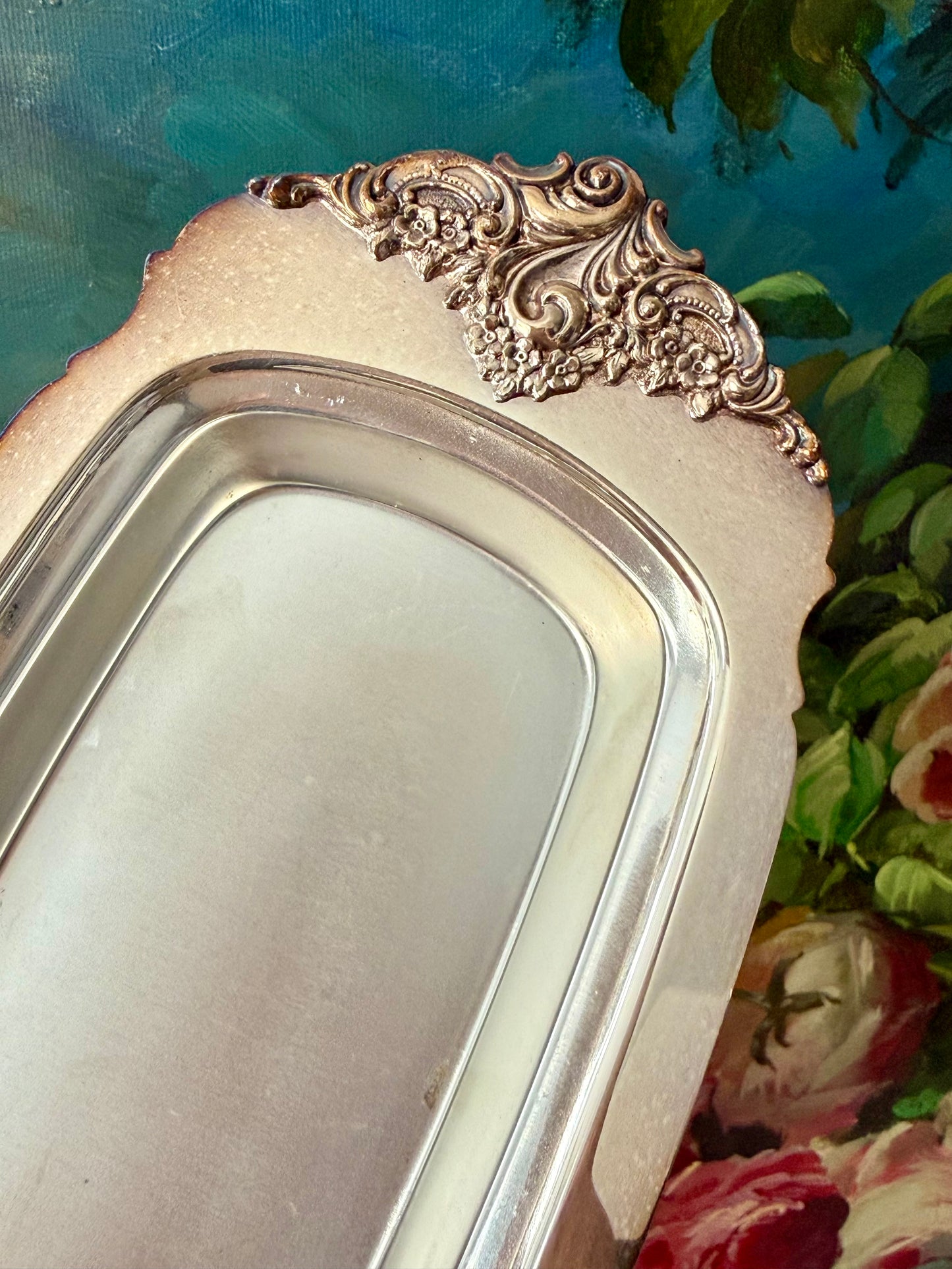 Wallace "Baroque" Silverplated Covered Vintage Butter Dish (Model #206)