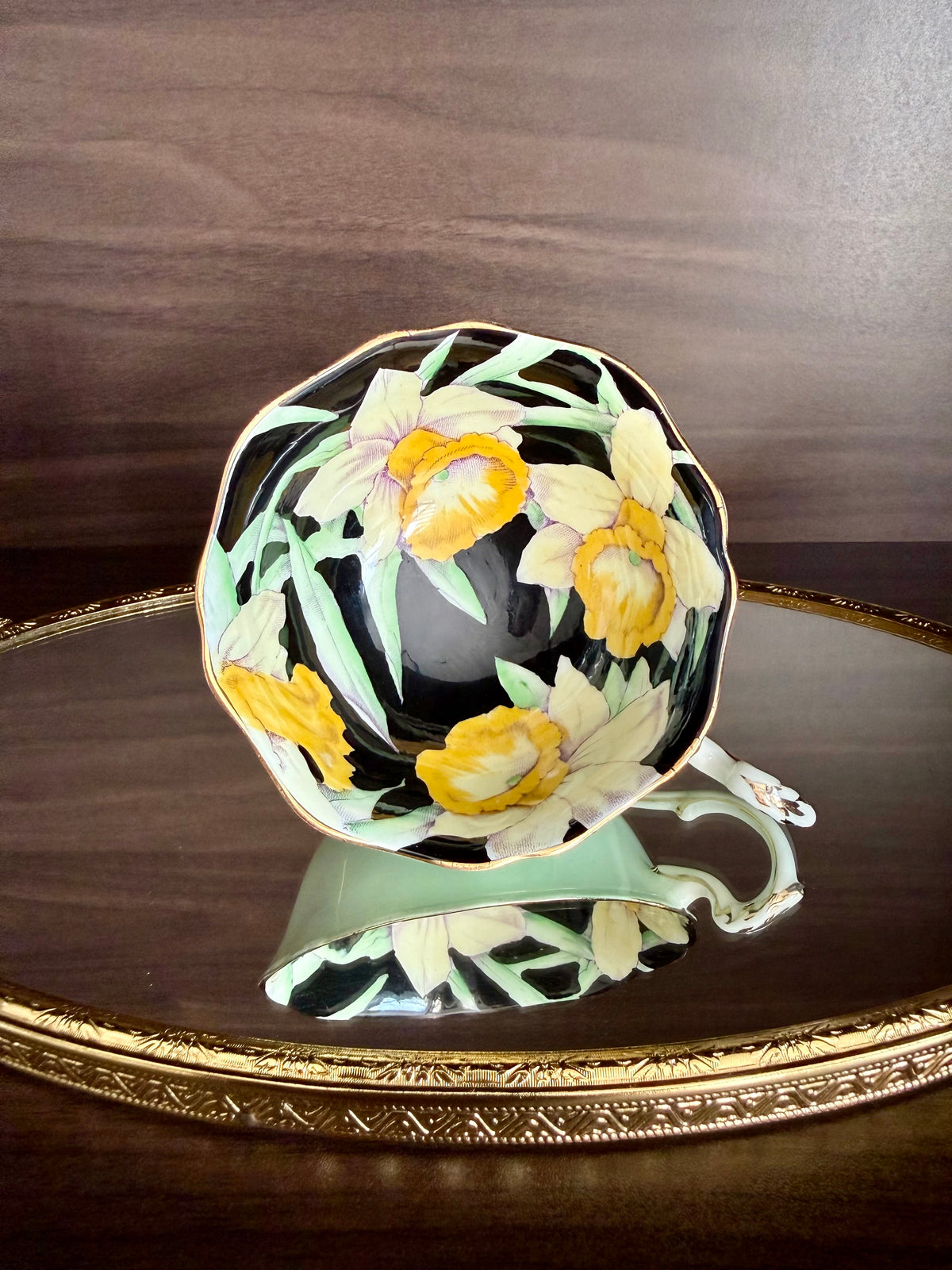 Antique 1940s Paragon Daffodil (Narcissus) Hand-Painted Porcelain Teacup and Saucer - Made in England