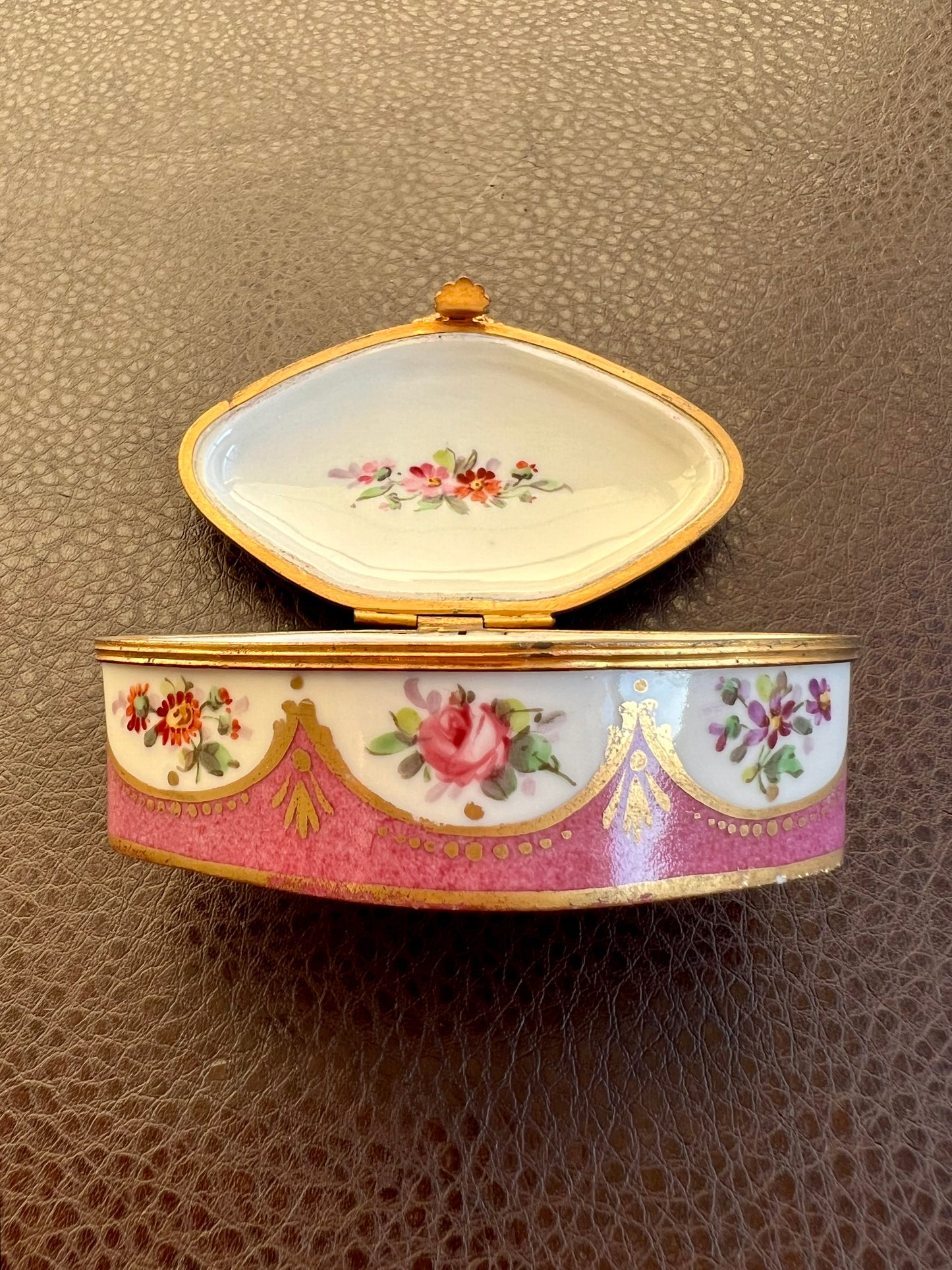 Antique Floral Hand-painted Trinket Box, Jewelry Limoges French Style Porcelain