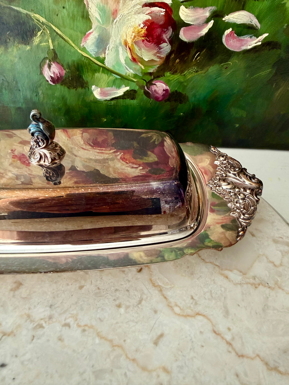 Wallace "Baroque" Silverplated Covered Vintage Butter Dish (Model #206)