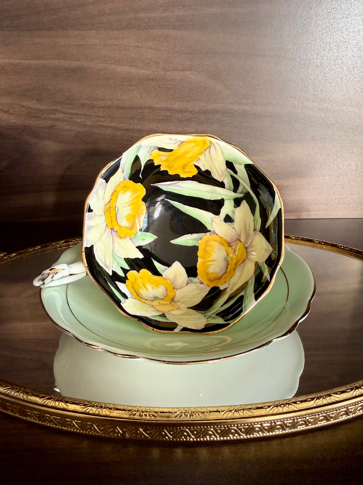 Antique 1940s Paragon Daffodil (Narcissus) Hand-Painted Porcelain Teacup and Saucer - Made in England