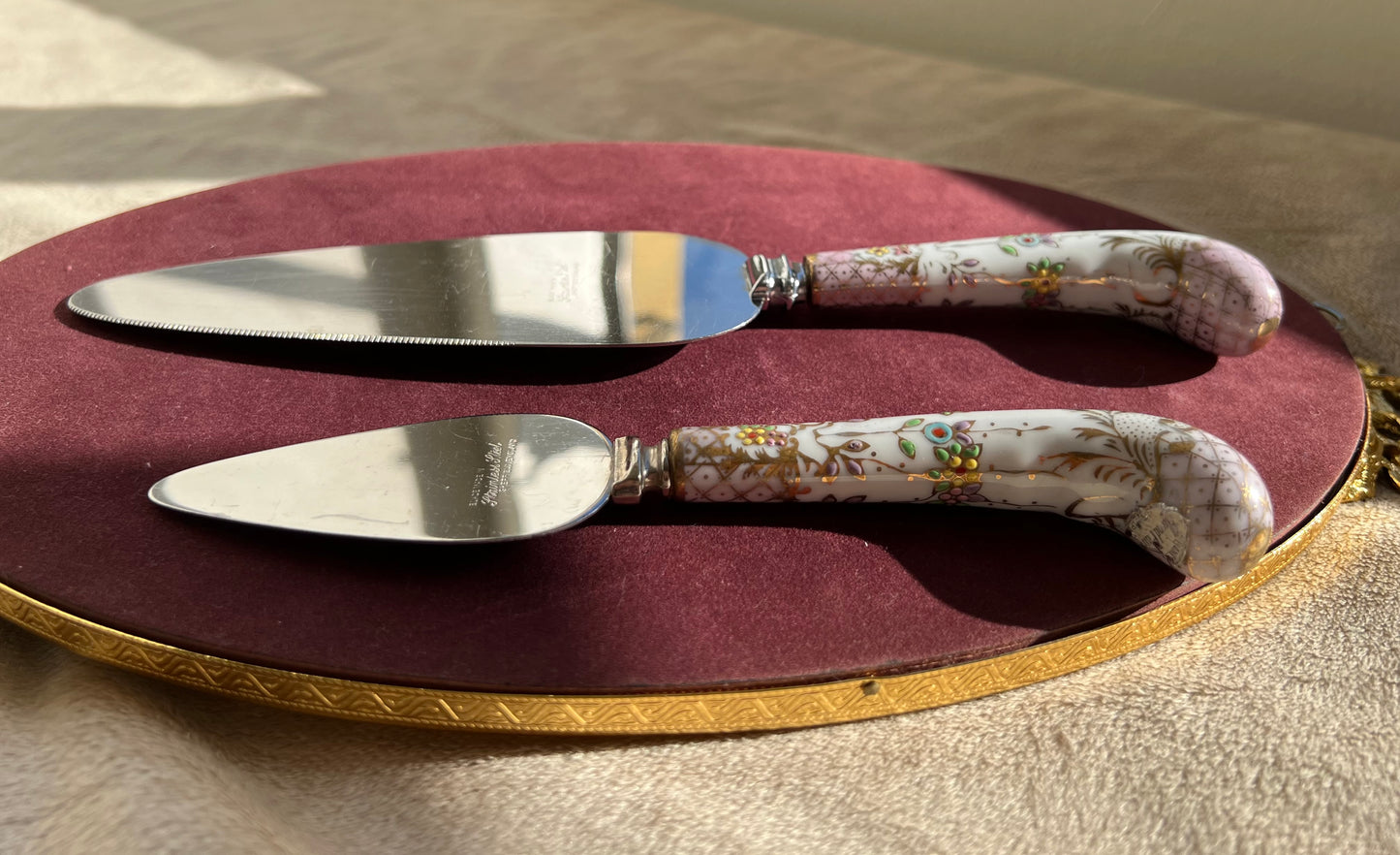 Sheffield England 2-Piece Porcelain Handle Cake Serving Set