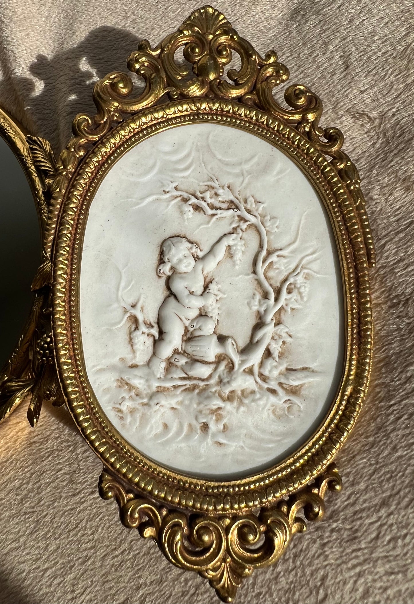 Capodimonte Vintage Porcelain Wall Decor in Bronze Style Metal Frame