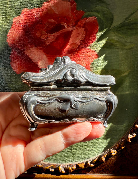 Antique Art Nouveau Metal Floral Casket Jewelry Box, from Early 20th Century, Made by Jennings Brothers (JB 181)