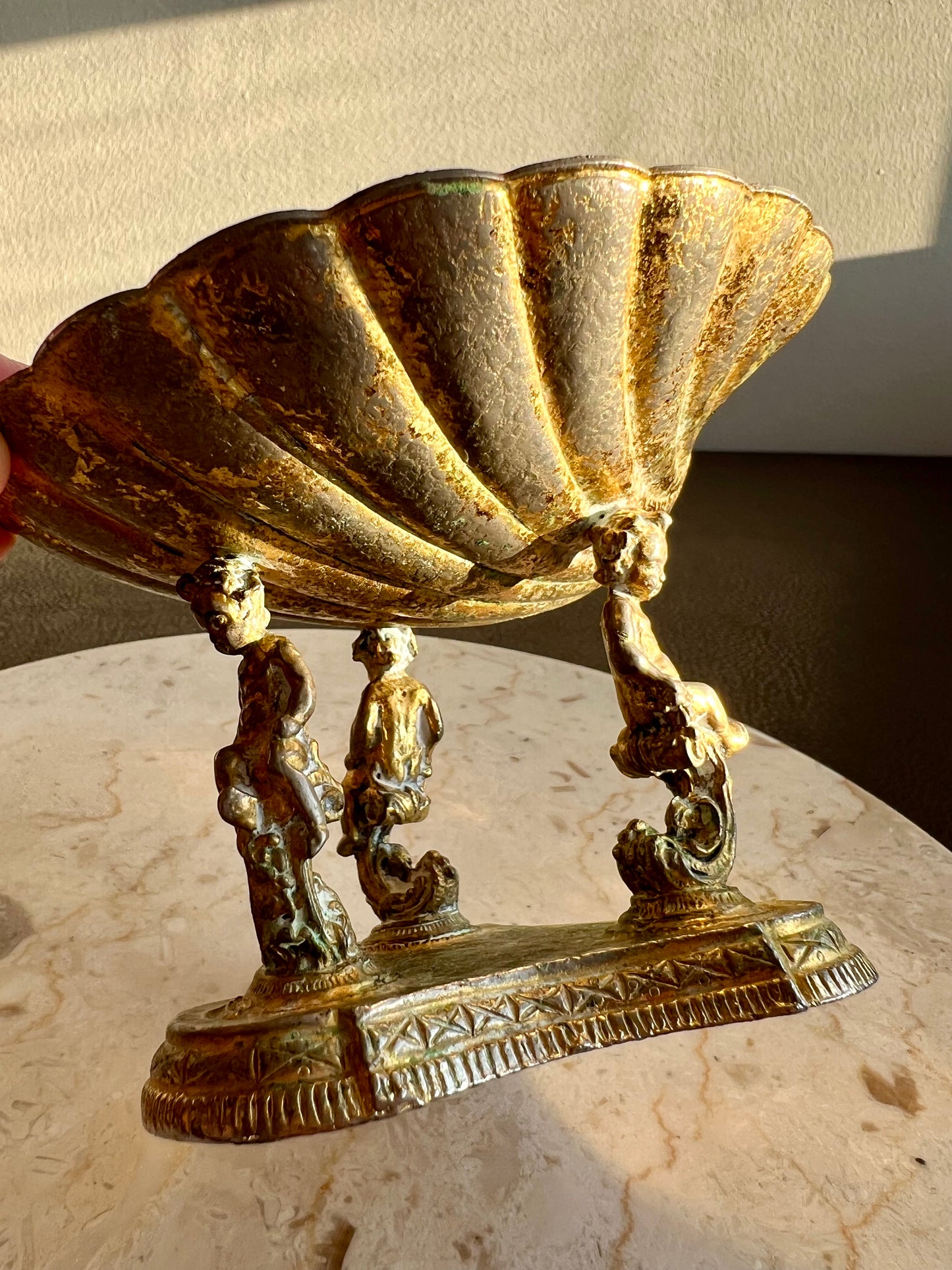 StyleBuilt Vintage Brass Elegant Scallop Shell Soap Dish/ Jewelry Holder, with Gilded Cherubs