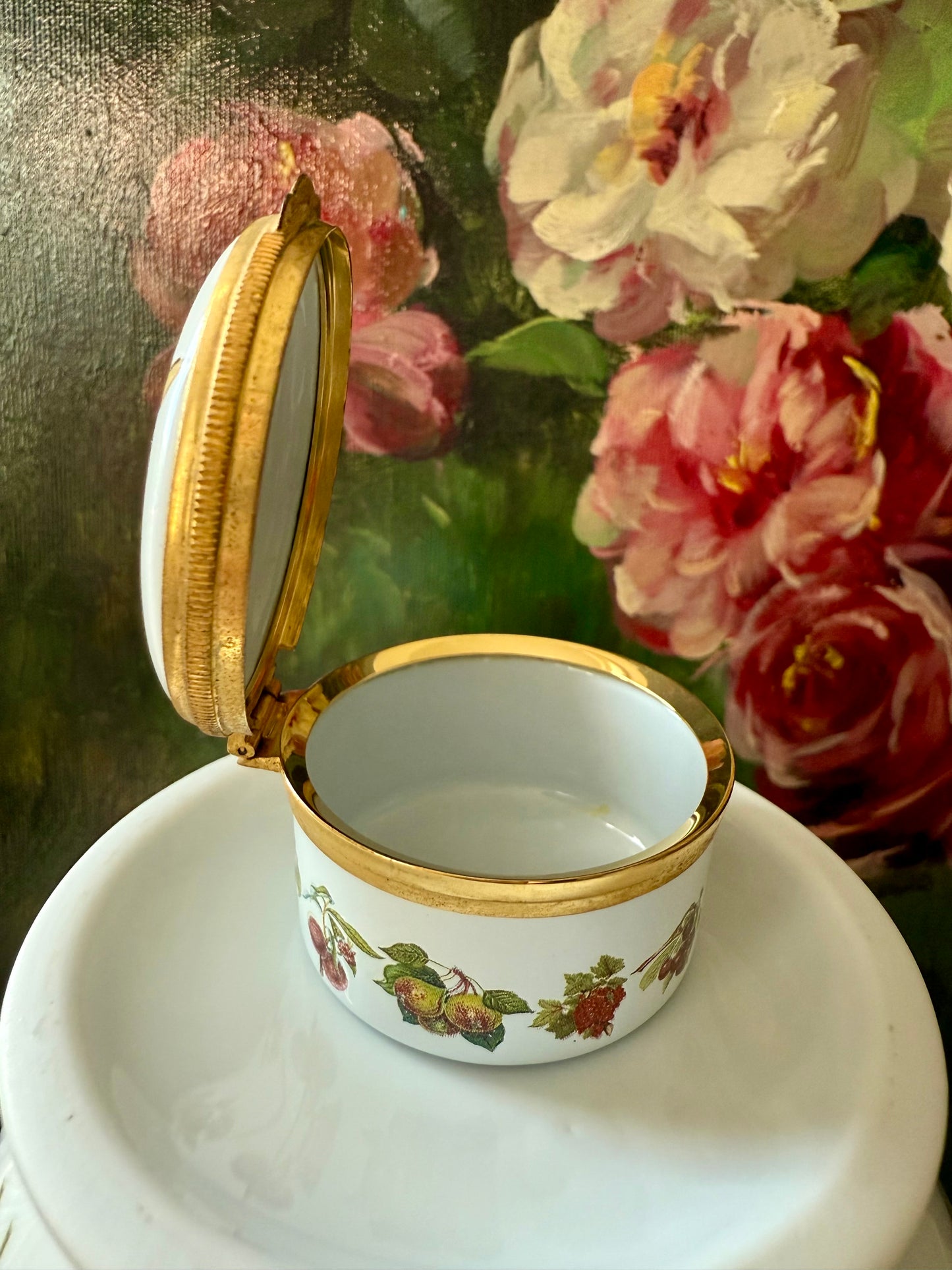 Vintage ‘The Red Currant’ Portmeirion Pomona Enamel Jewelry or Trinket Box, Made in England