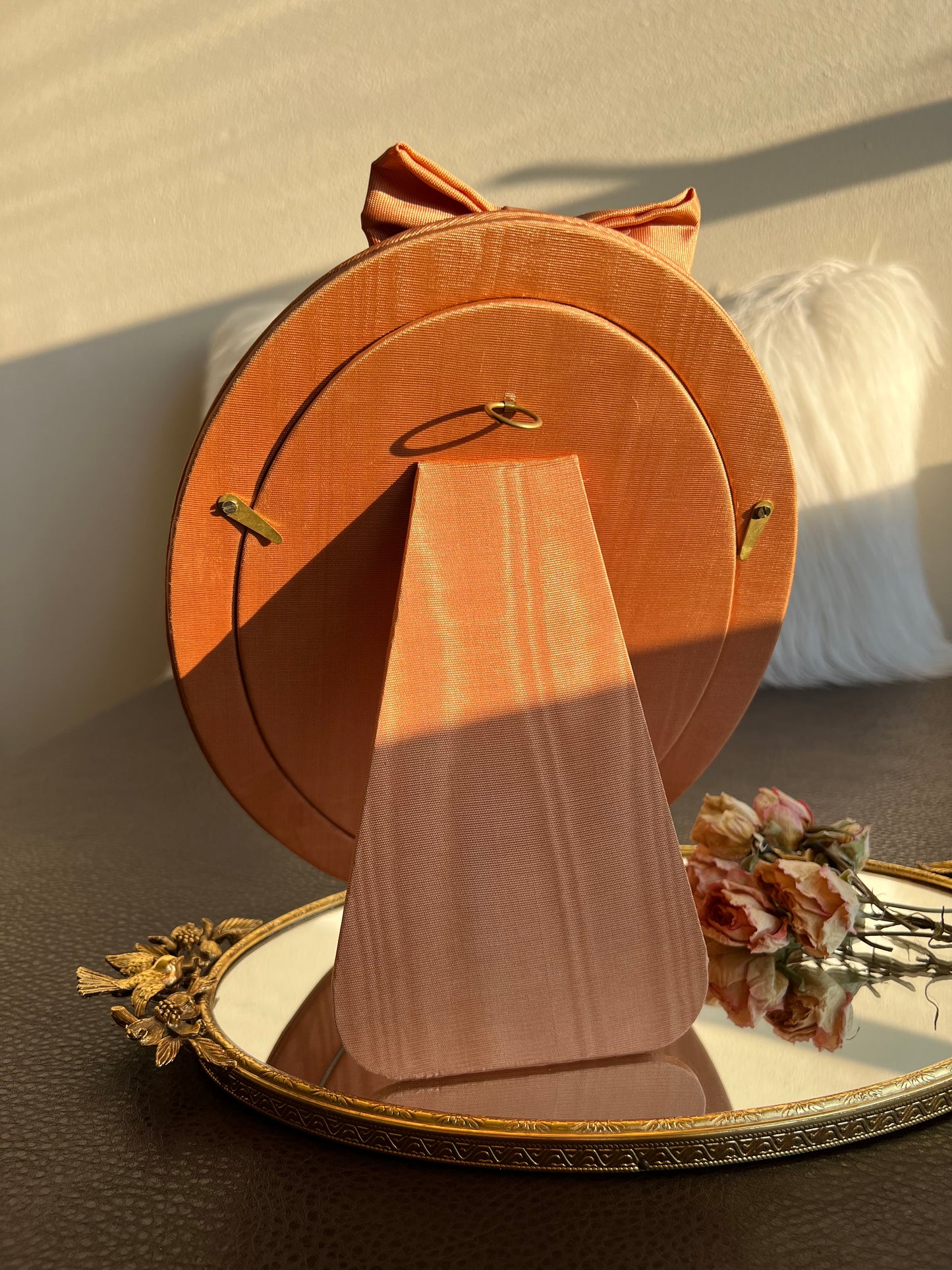 Elegant Pink Silk Style Material - coated Vintage Photo/ Picture Frame with Bow