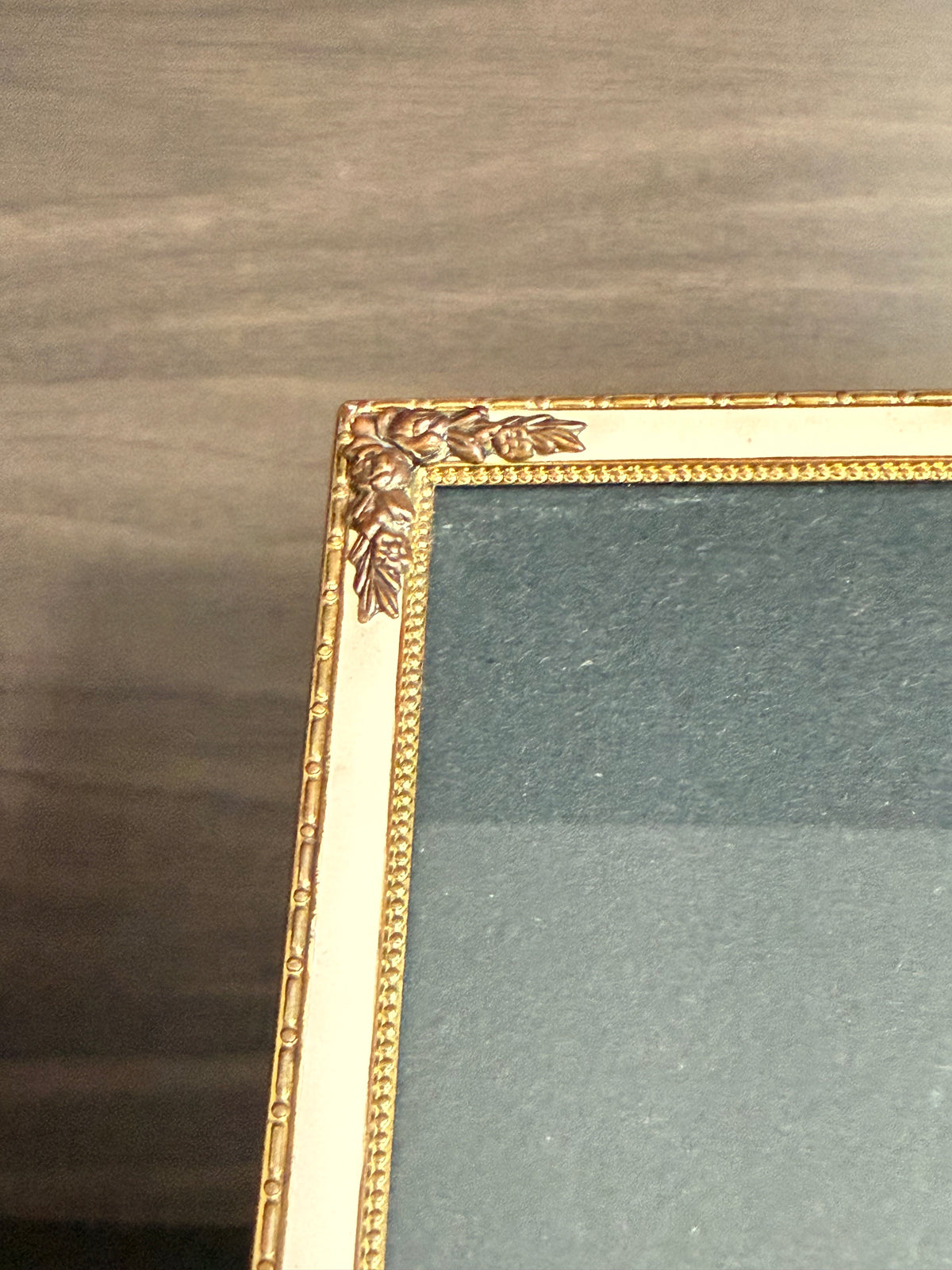 Elegant Gold-tone Classic Leaf and Floral Motif and Pastel Pink Enamel Style Vintage Photo or Picture Frame