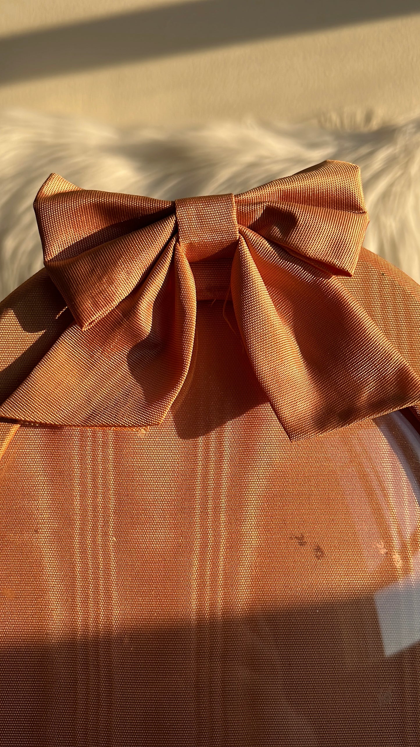 Elegant Pink Silk Style Material - coated Vintage Photo/ Picture Frame with Bow